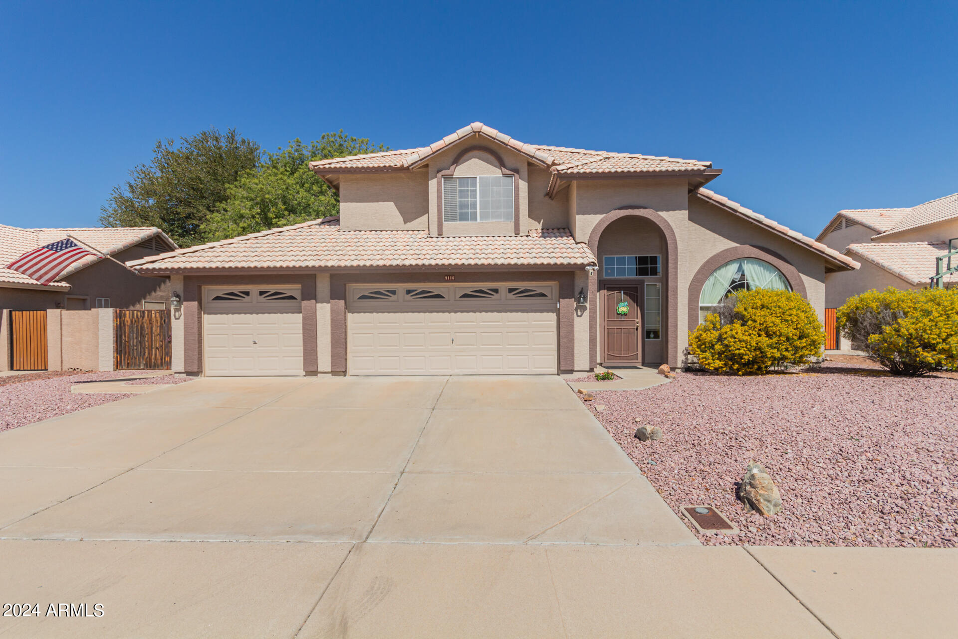 9116 W Acoma Drive Property Photo 1