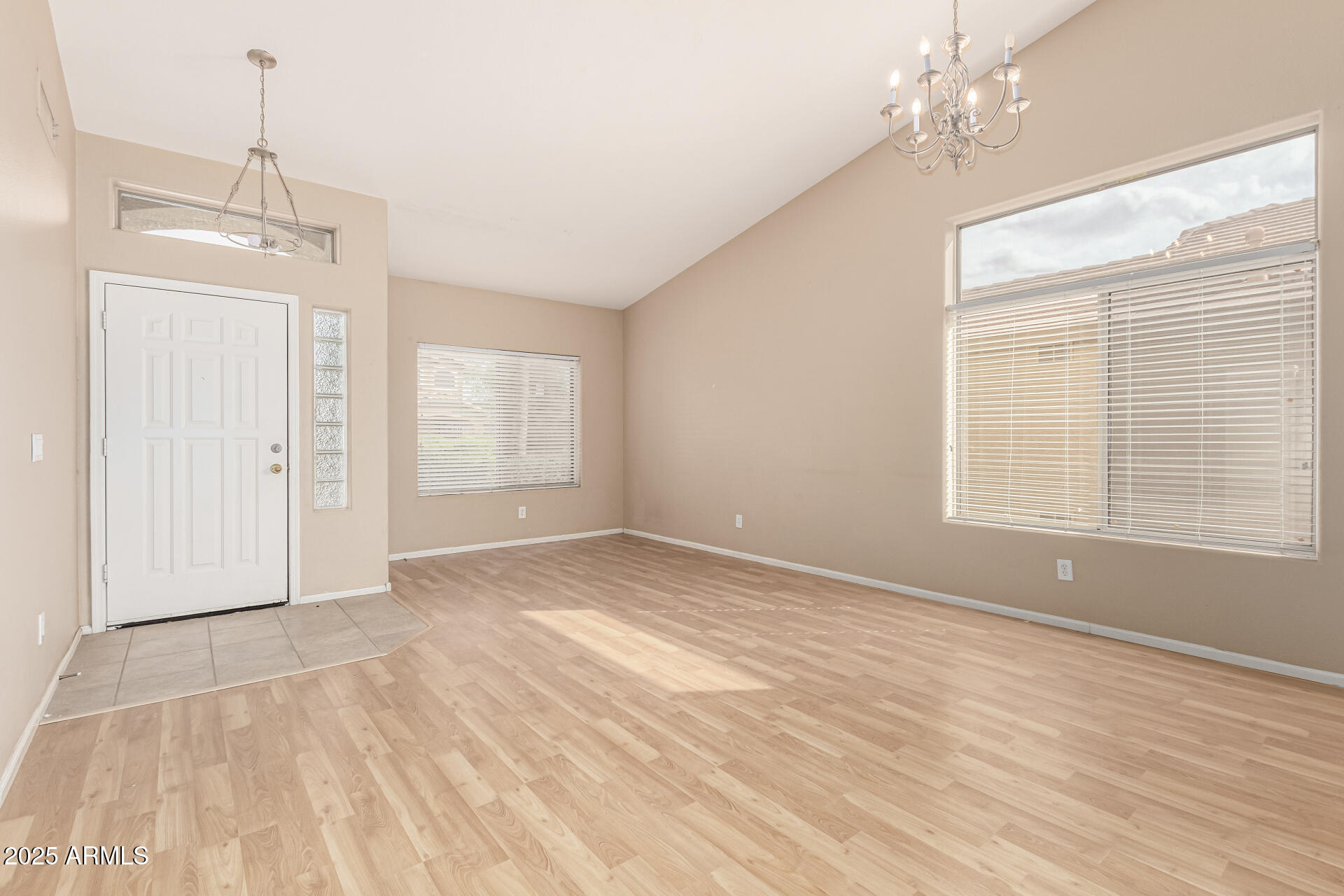 16543 W Ironwood Street Property Photo 4