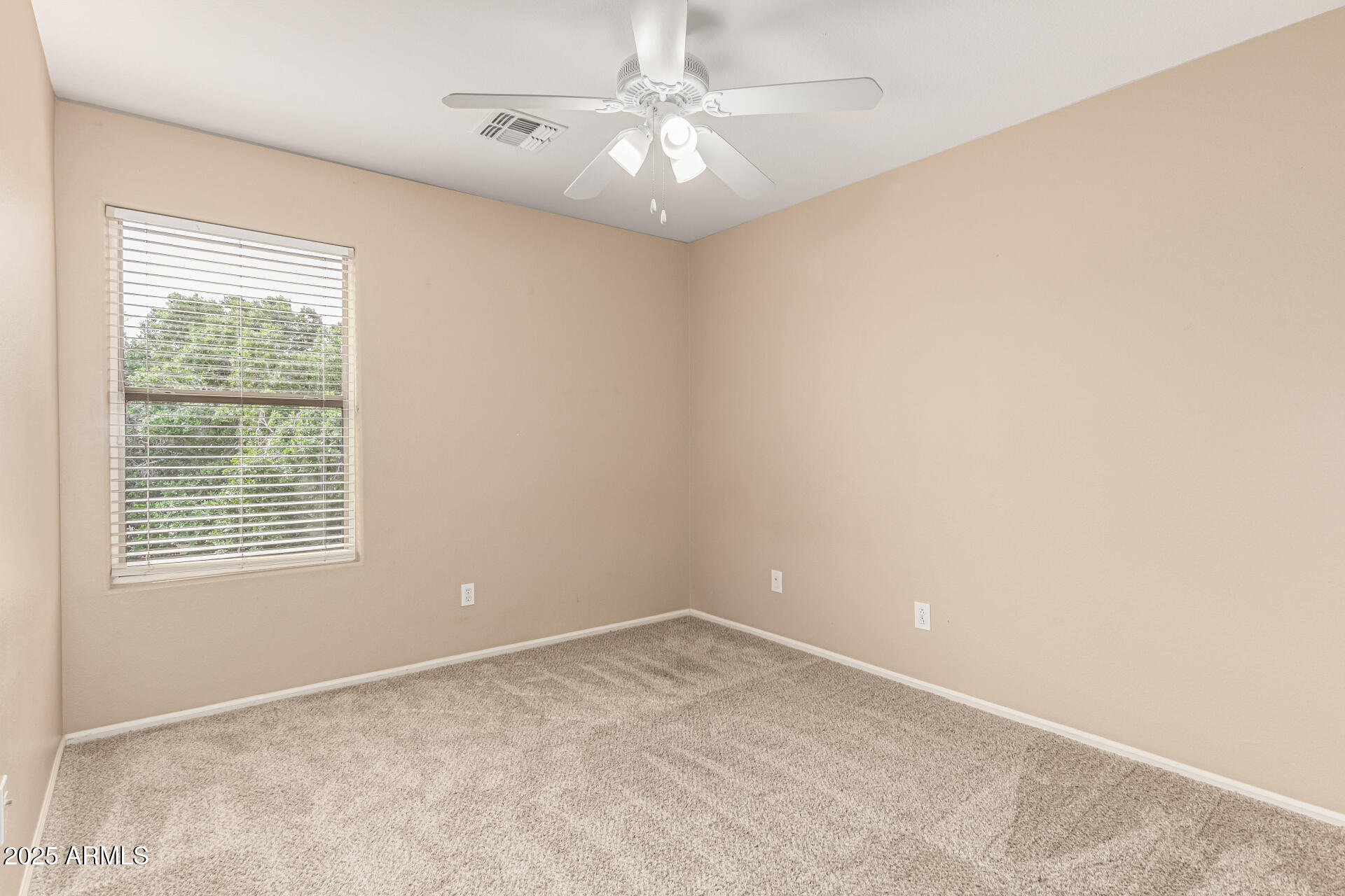 16543 W Ironwood Street Property Photo 17