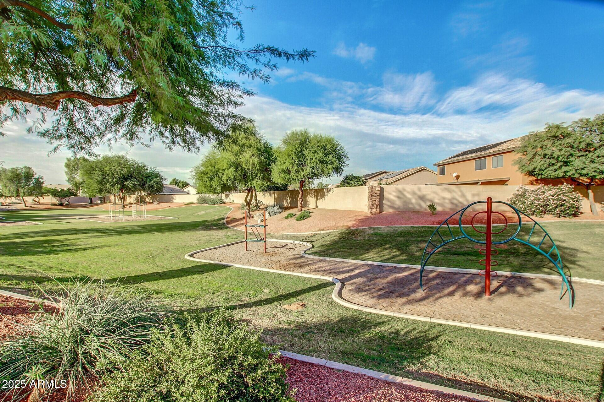16543 W Ironwood Street Property Photo 35