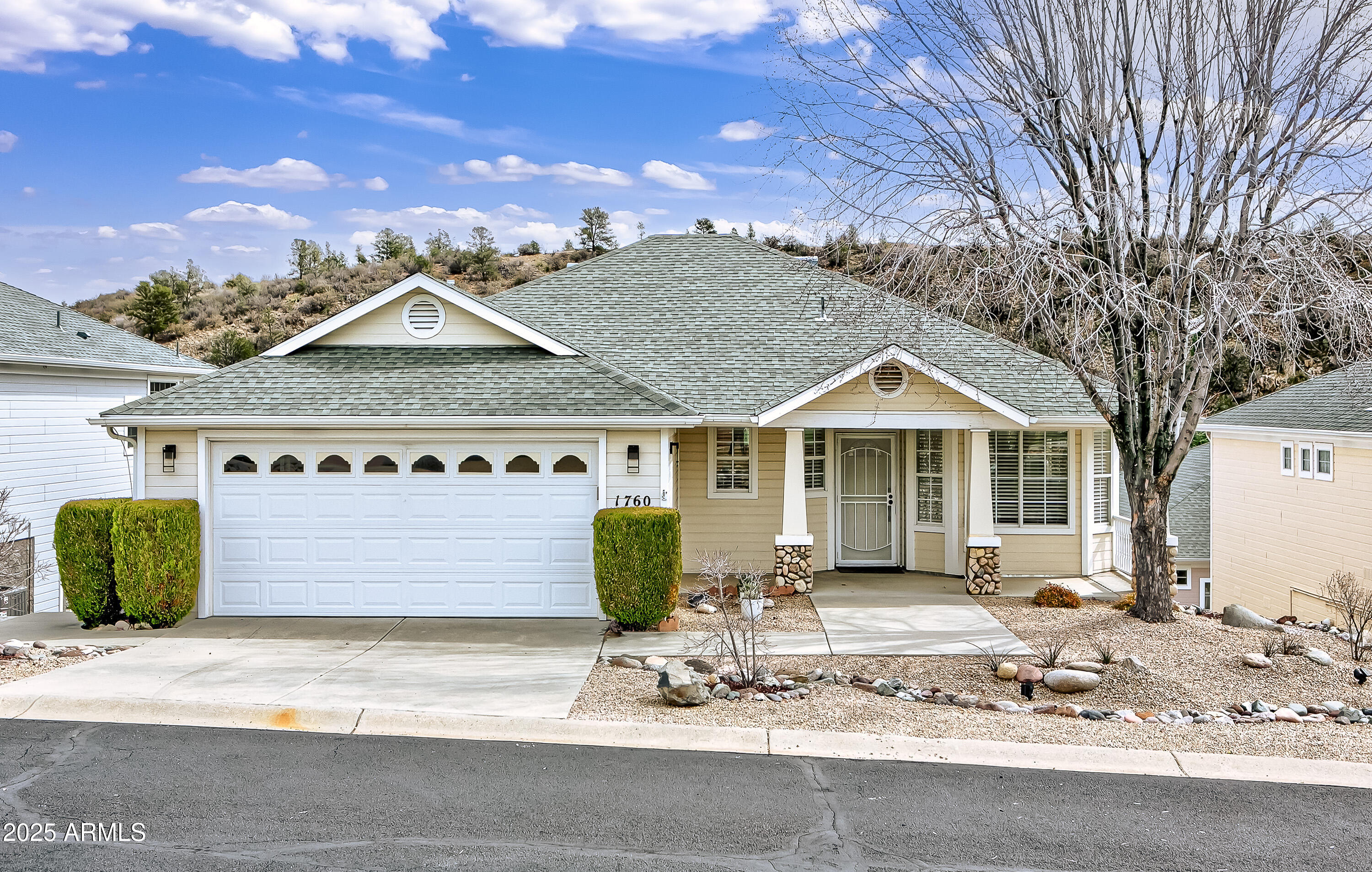 1760 E Fleet Street Property Photo 1