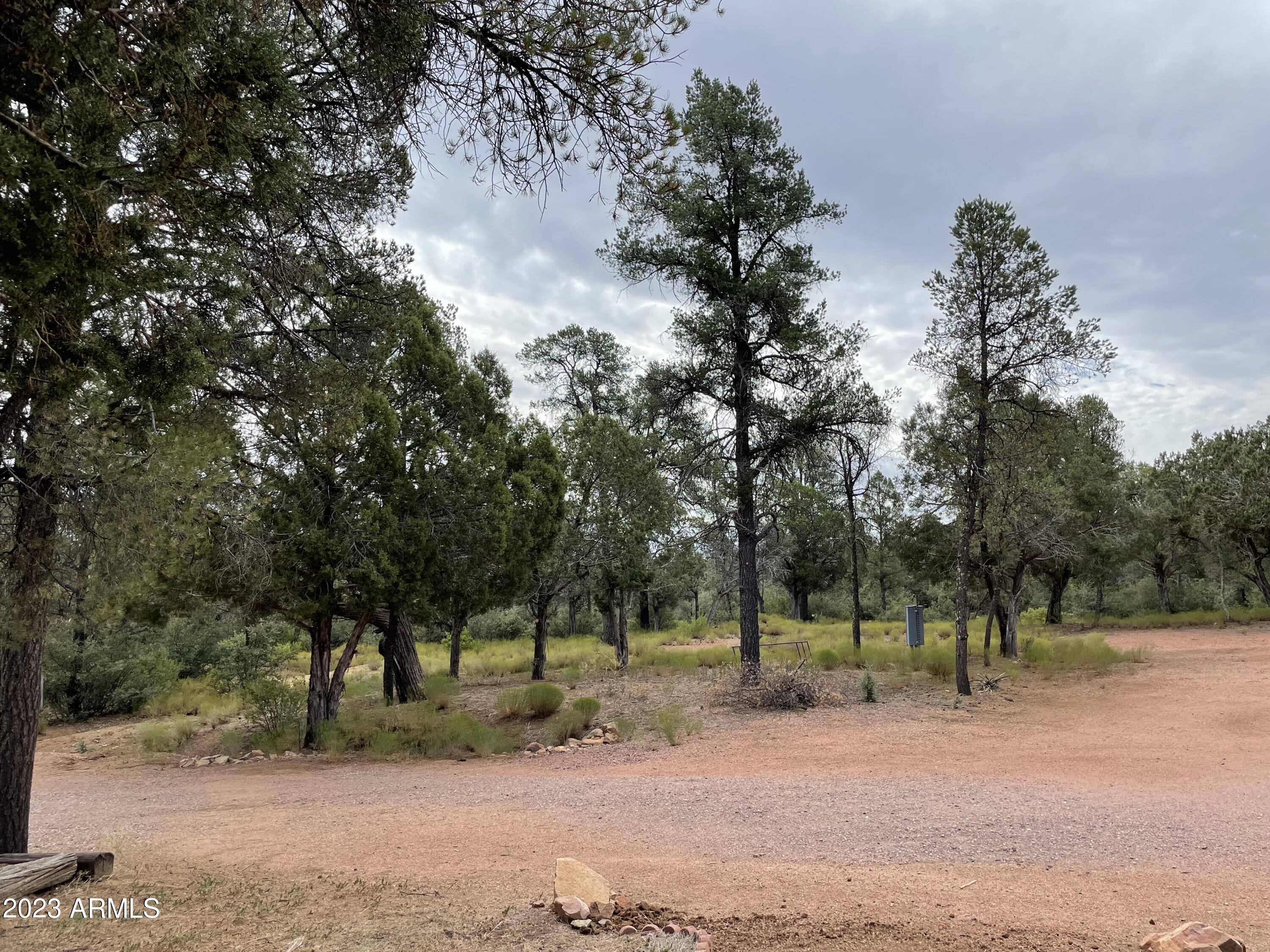 200 W Round Valley Road Property Photo 1