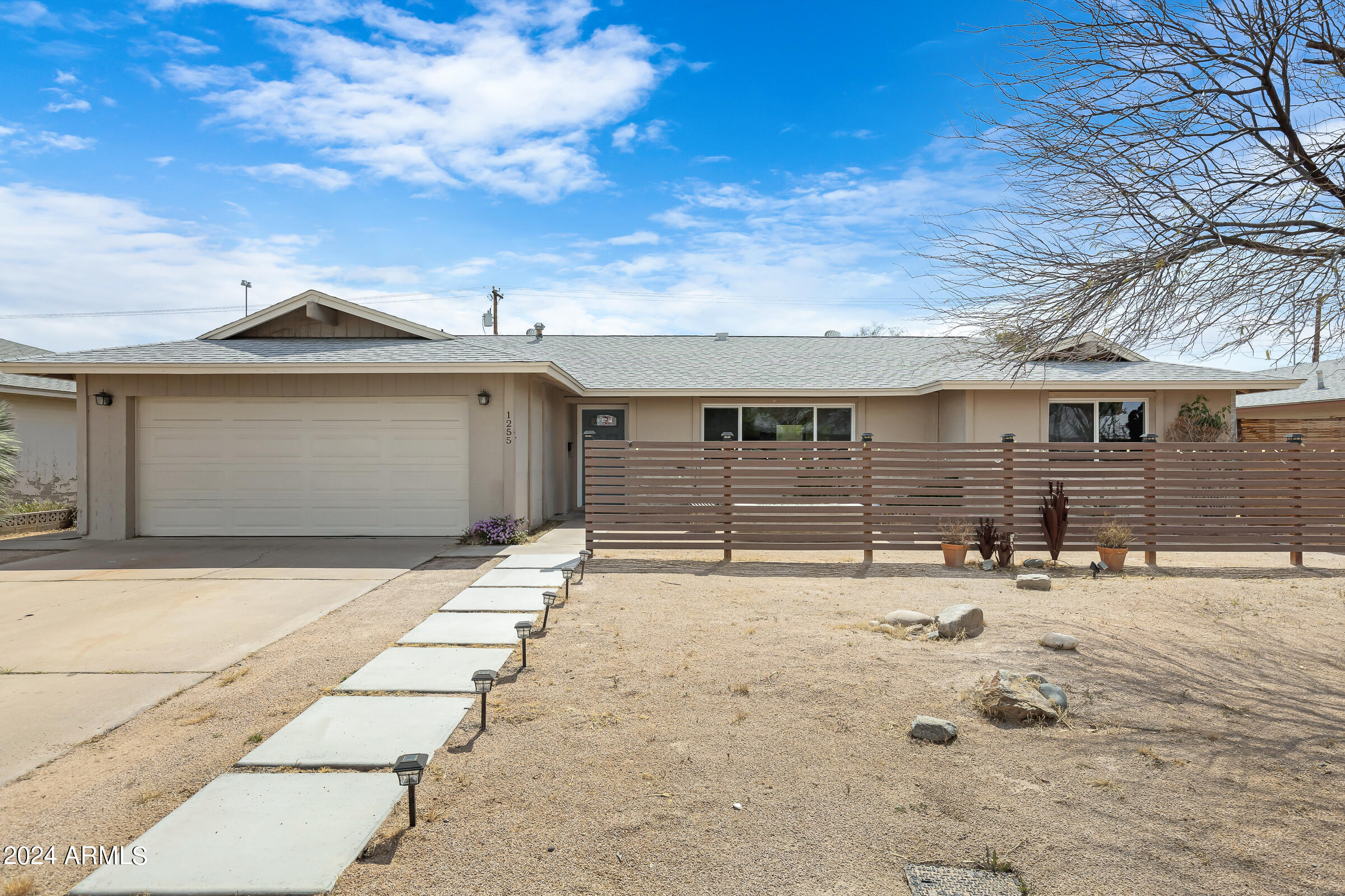 1255 E Riviera Drive Property Photo 1
