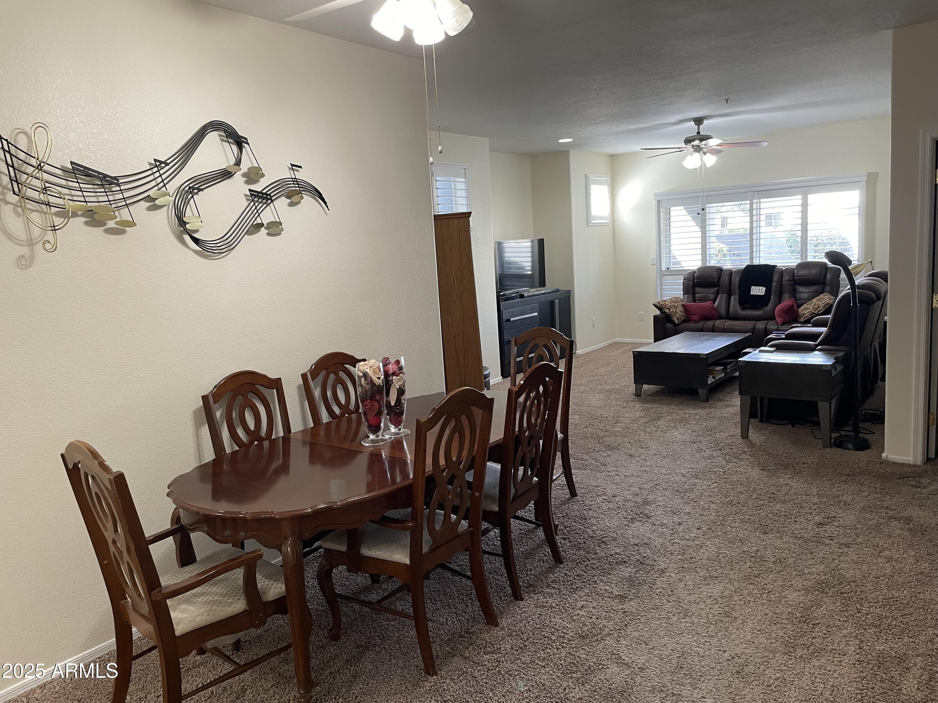 7401 W Arrowhead Clubhouse Drive Property Photo 1