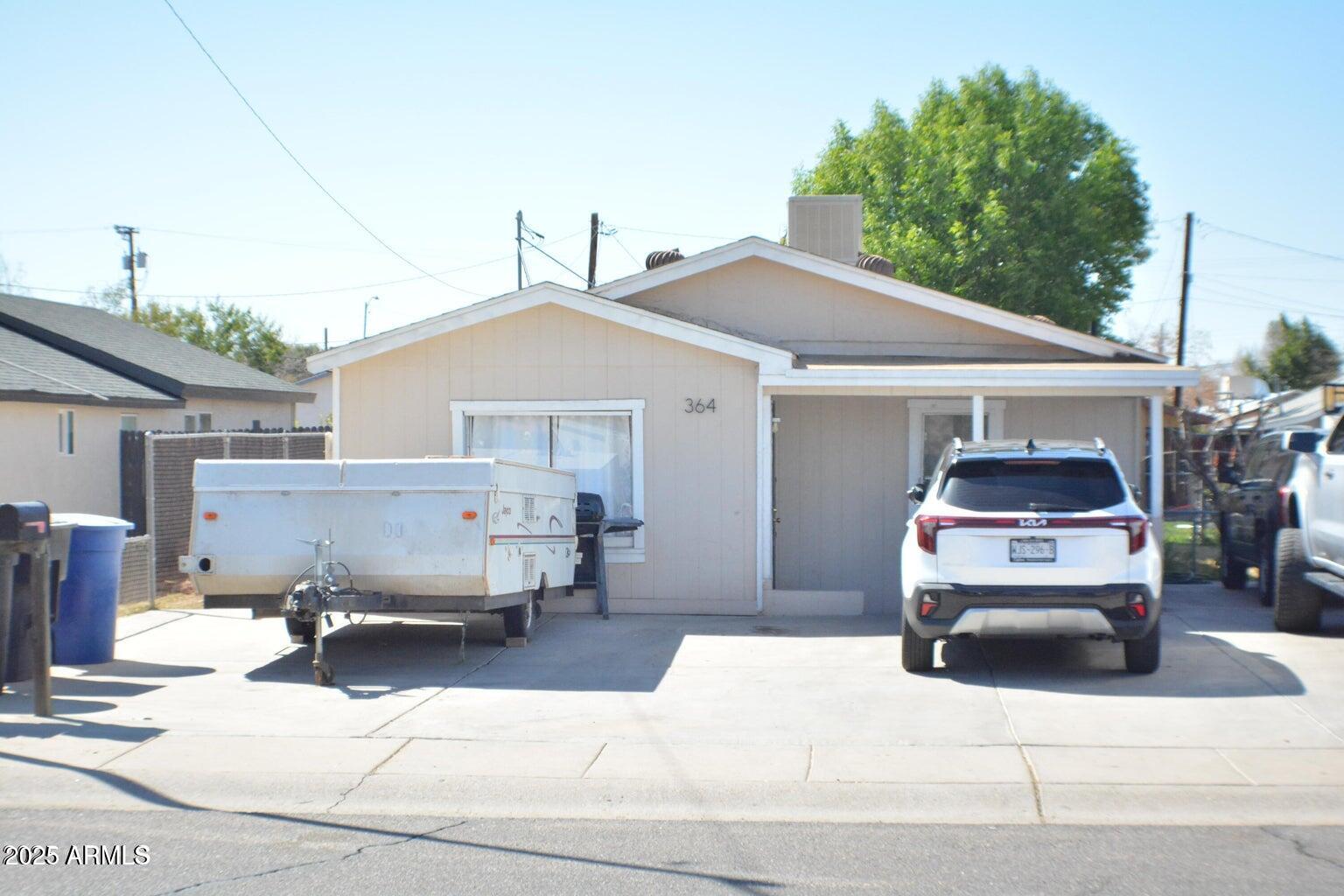 364 S California Street Property Photo 1