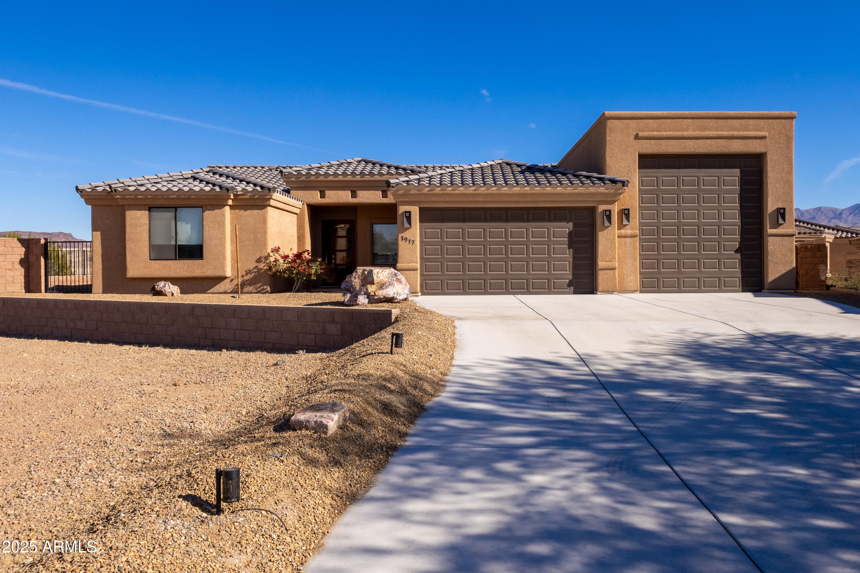 1917 E Troon Drive Property Photo
