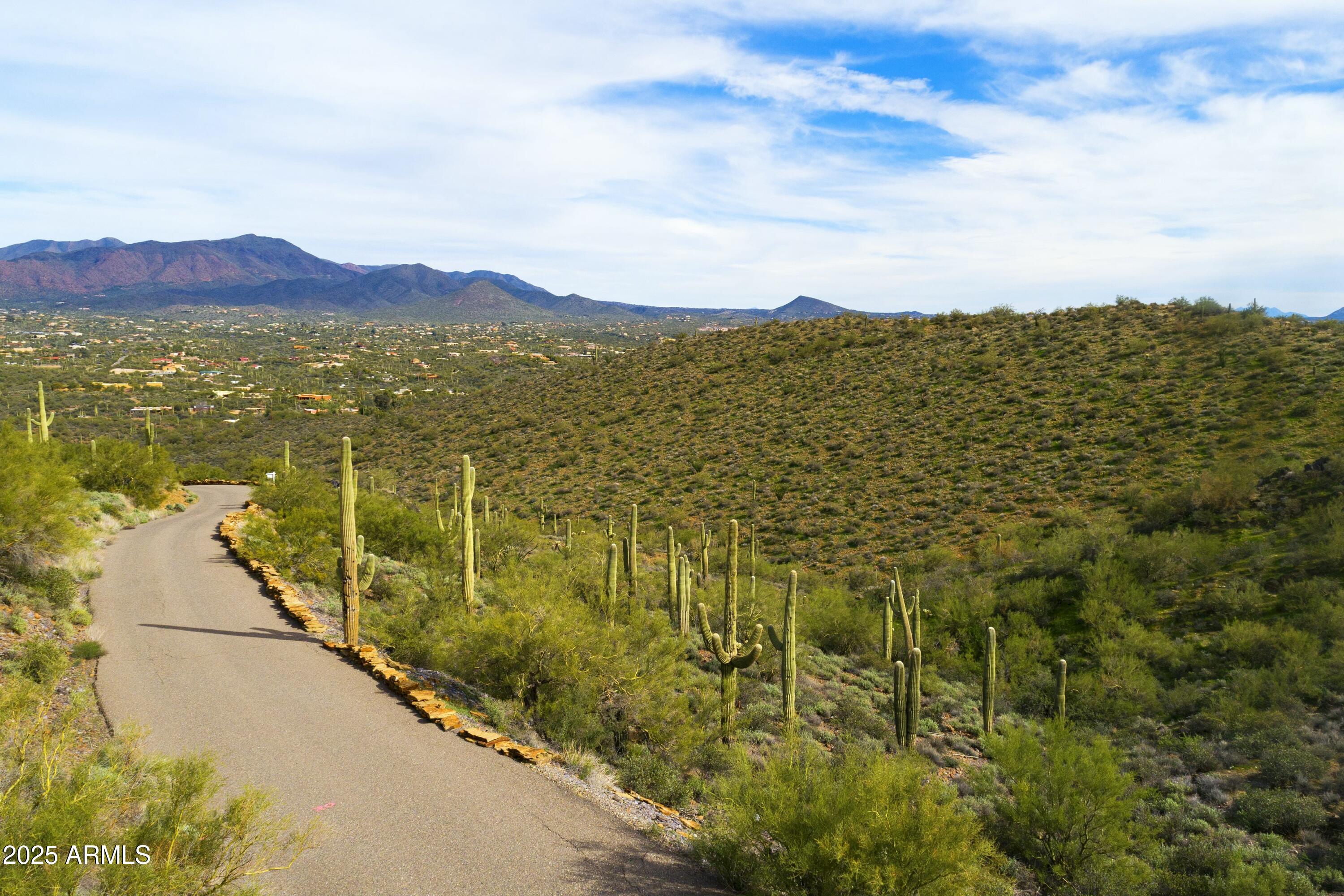 39332 N Old Stage Road Property Photo