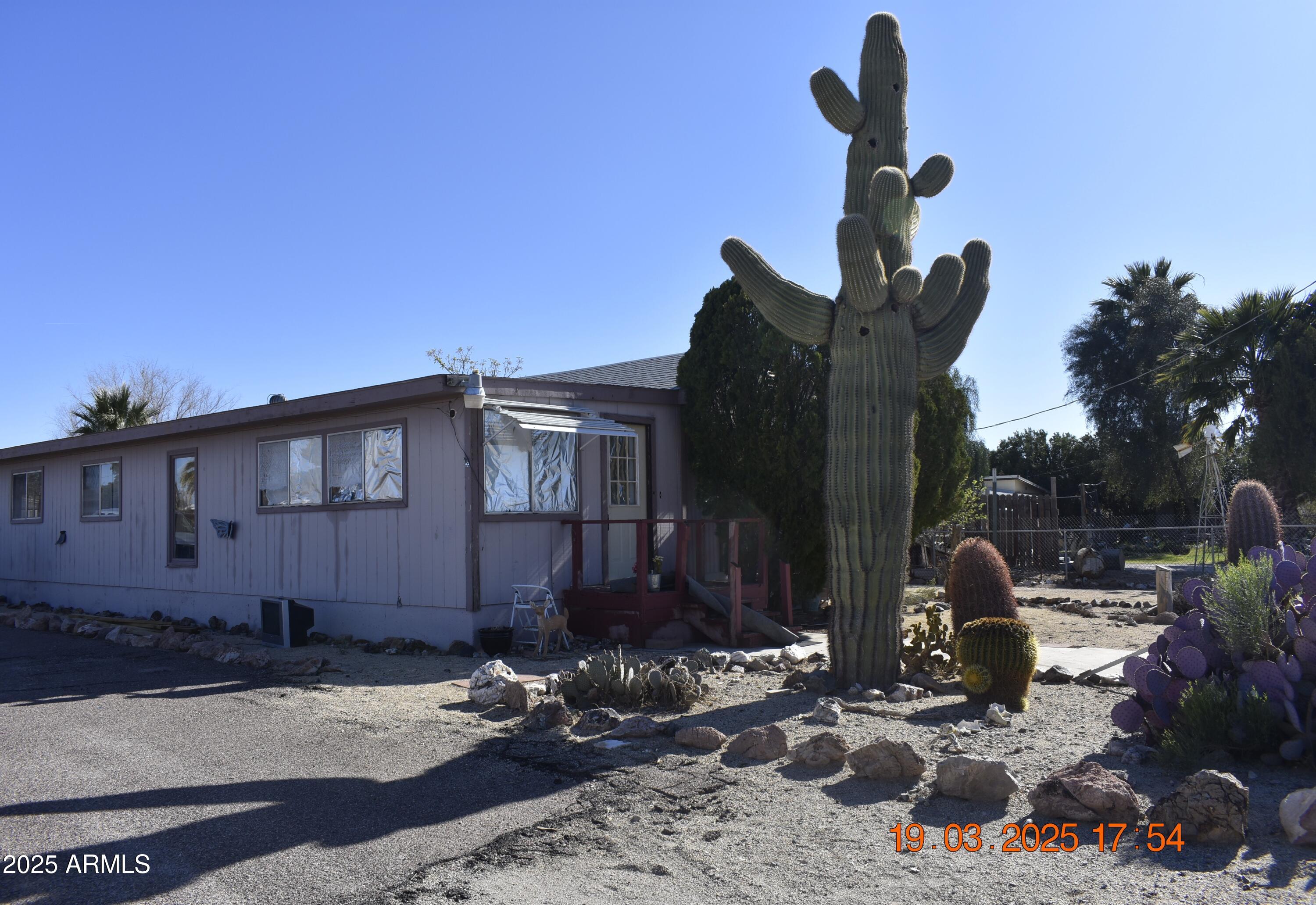 64678 Harcuvar Drive Property Photo 1