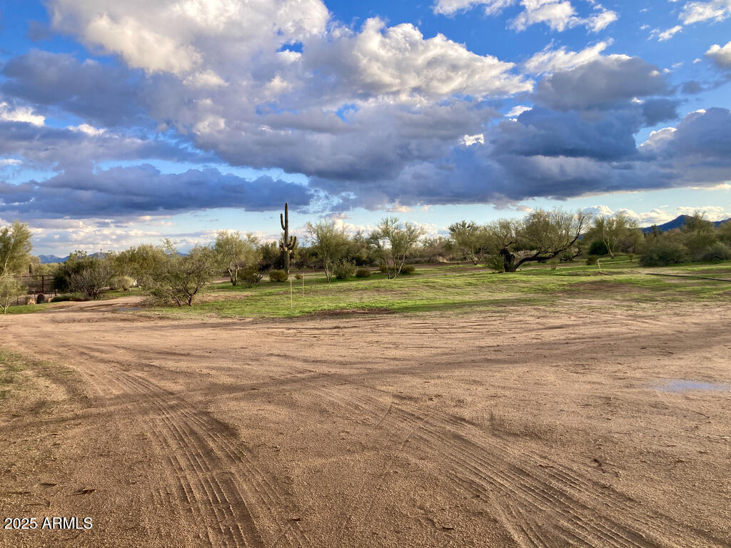15966 E Jomax Road Property Photo 3