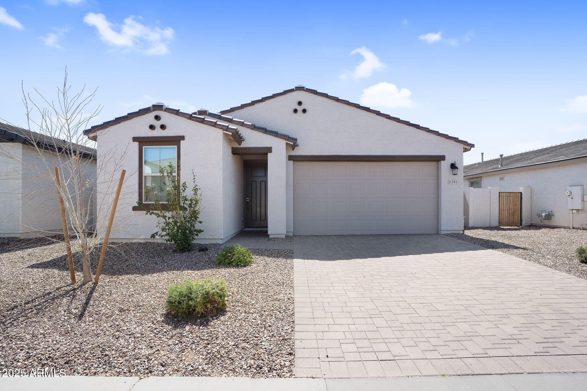 11341 E Unger Avenue Property Photo 1