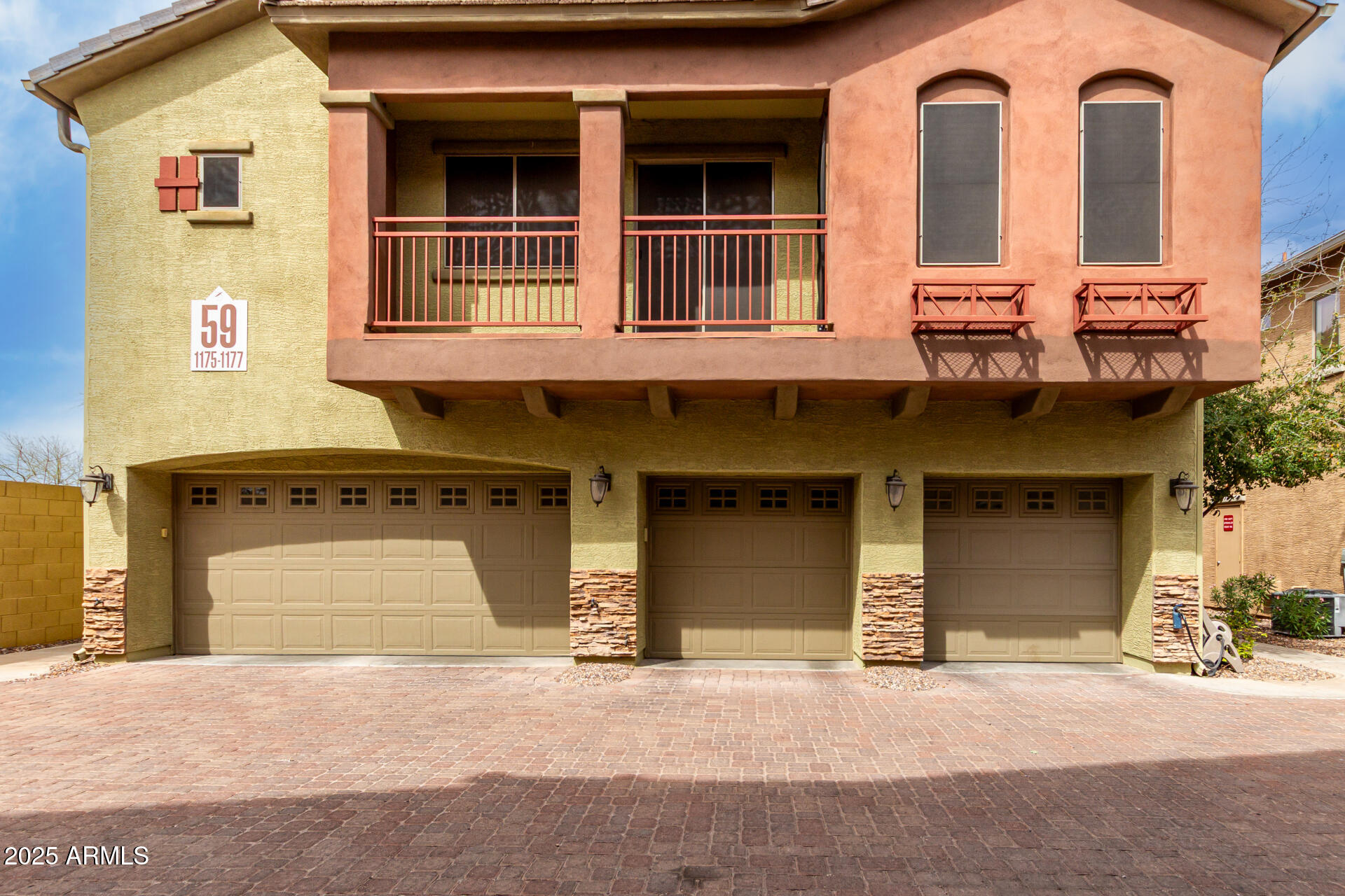 2150 E Bell Road Property Photo
