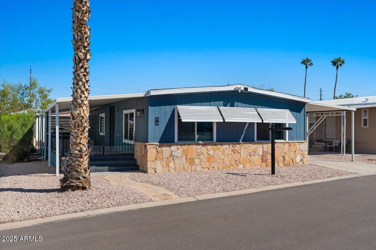2727 E University Drive Property Photo 1