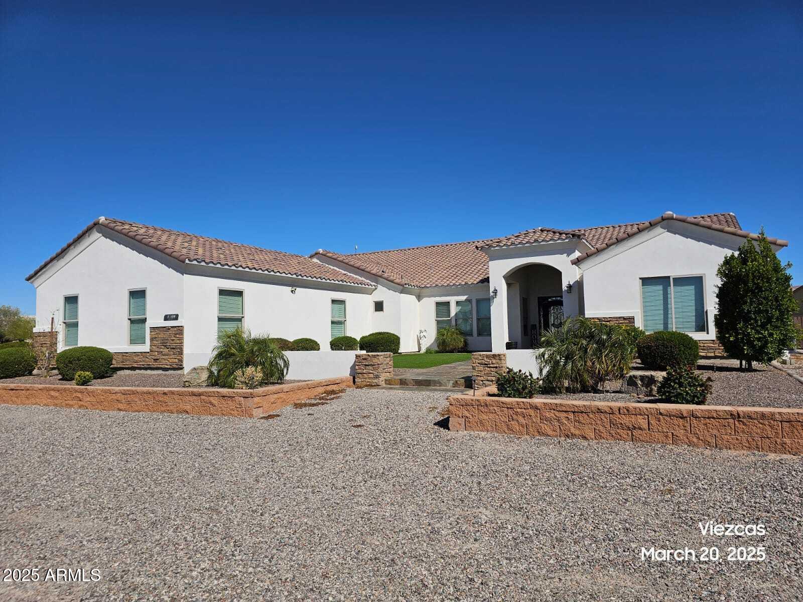 12110 W Waverly Drive Property Photo