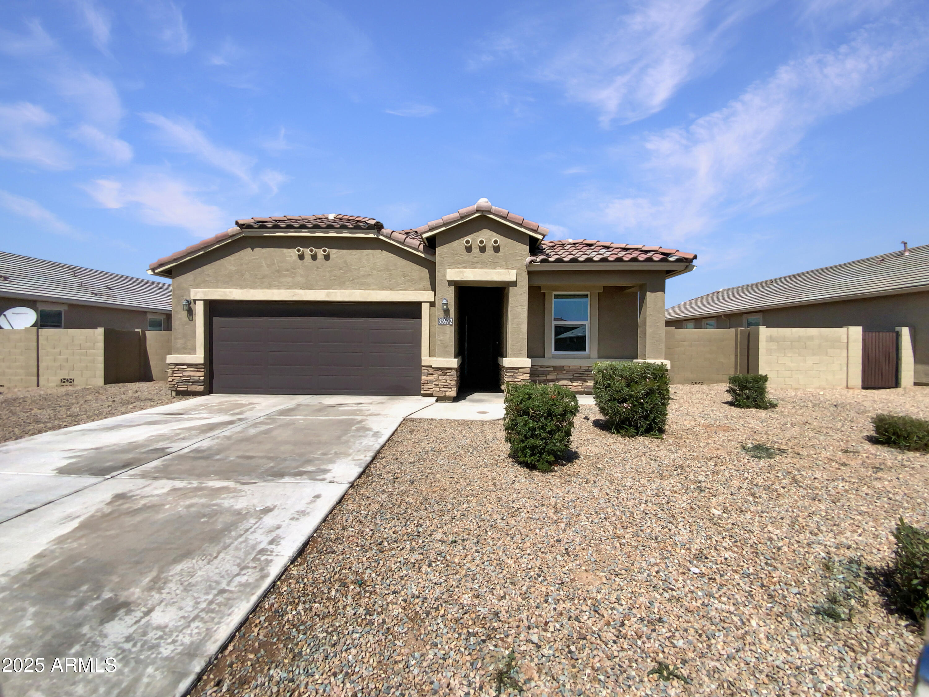 35972 W Seville Drive Property Photo 1