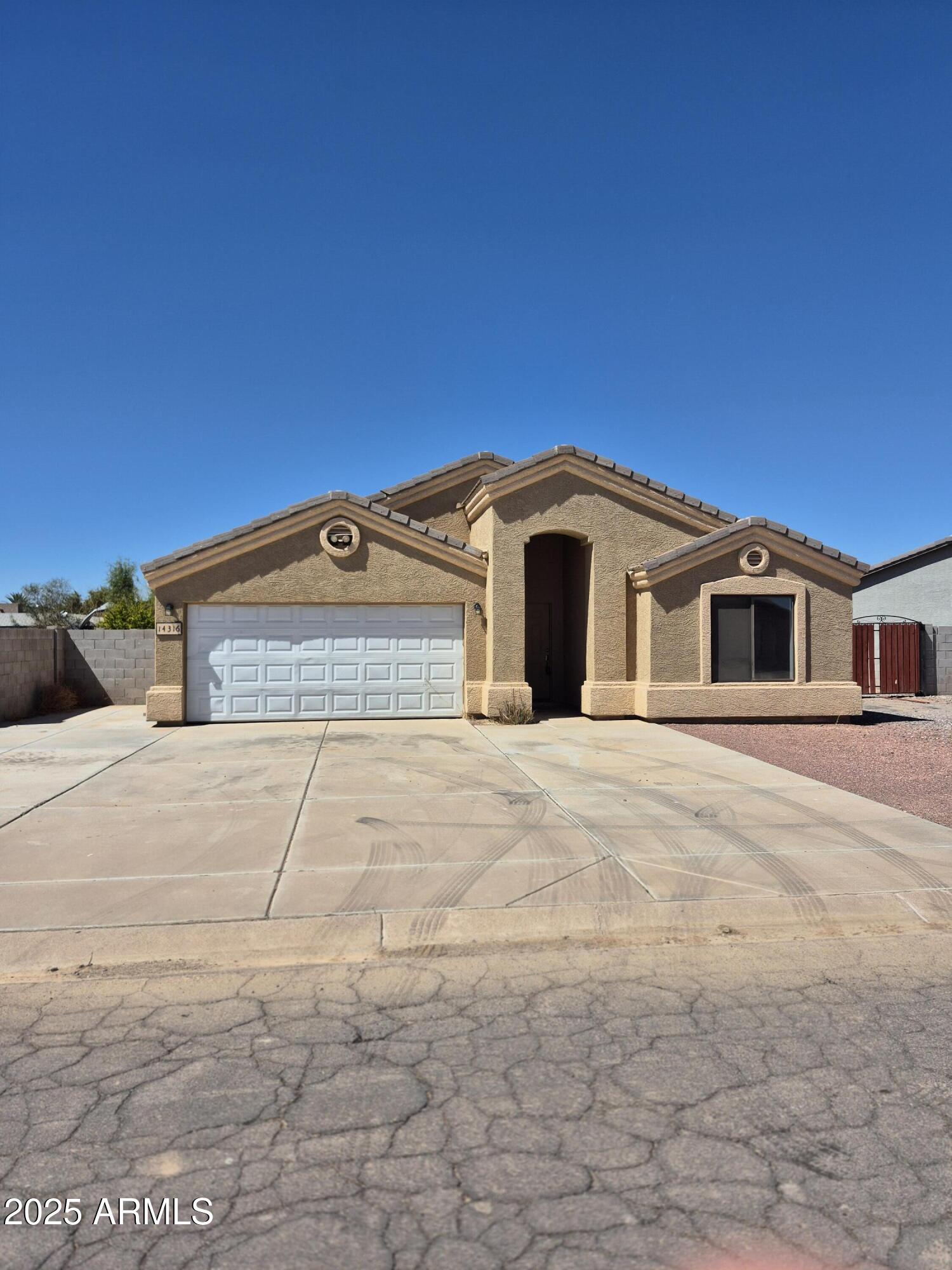 14316 S Diablo Road Property Photo
