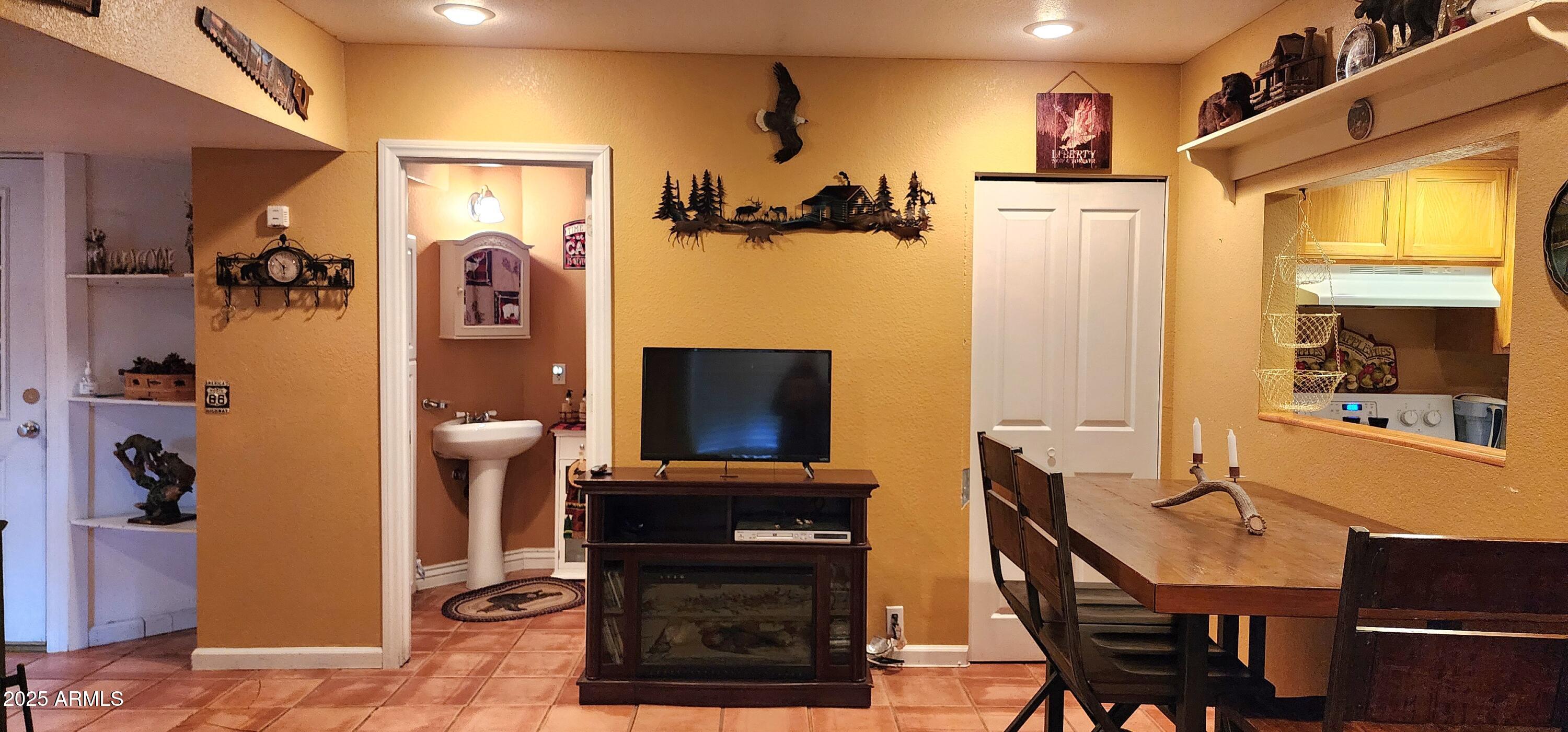 17175 S Iron Springs Road Property Photo 15