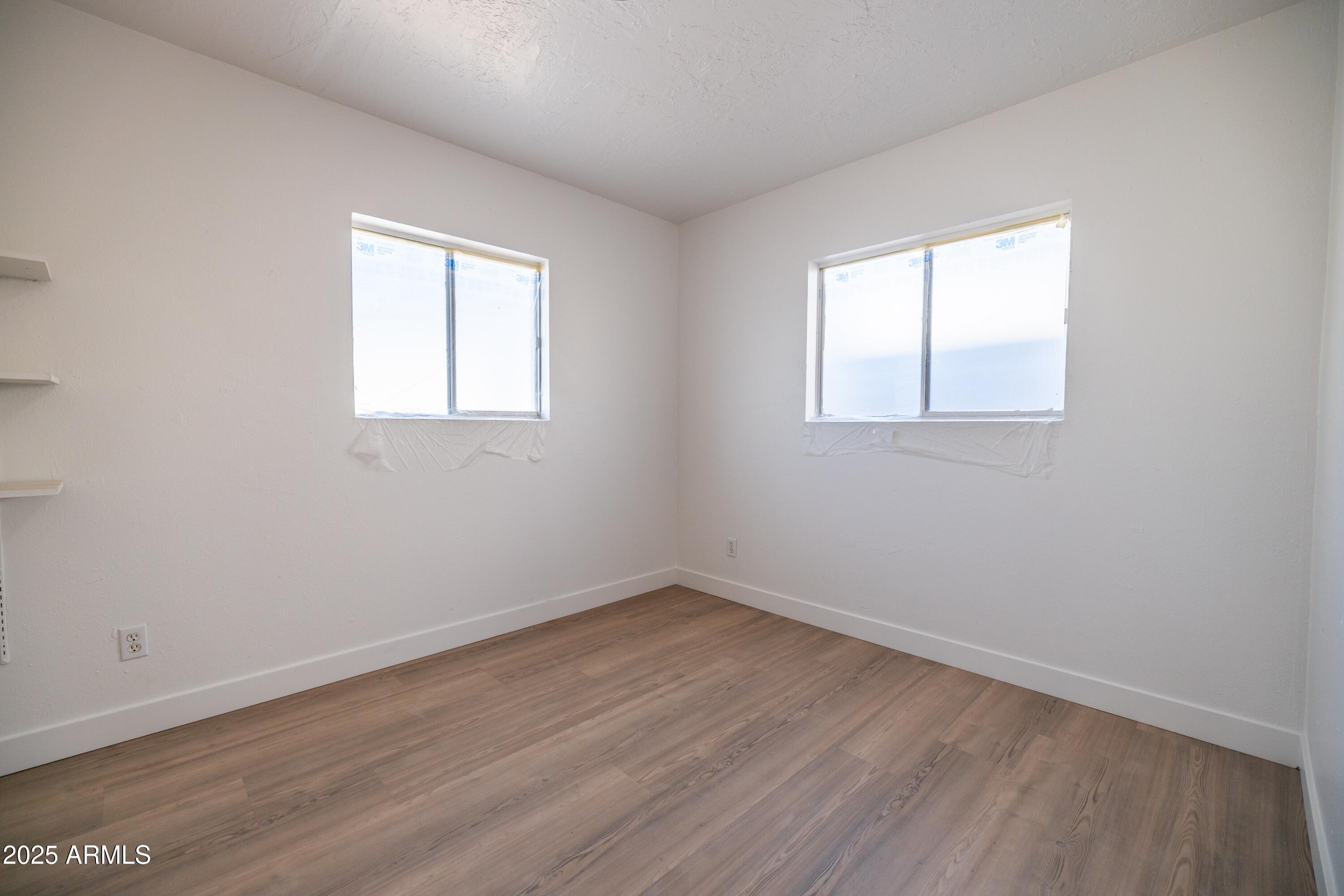 2201 E Portland Street Property Photo 29