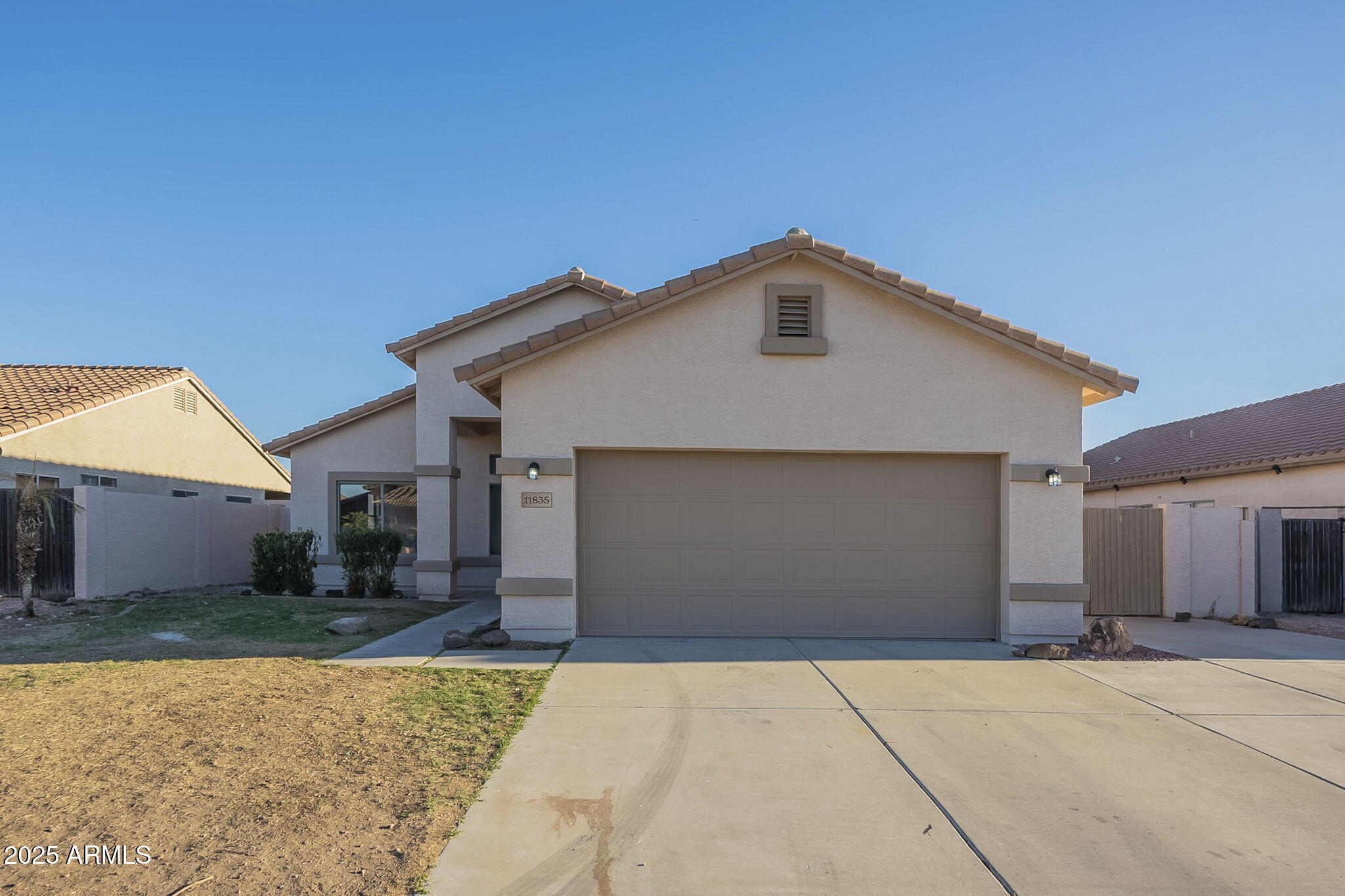 11835 W Windsor Avenue Property Photo 1