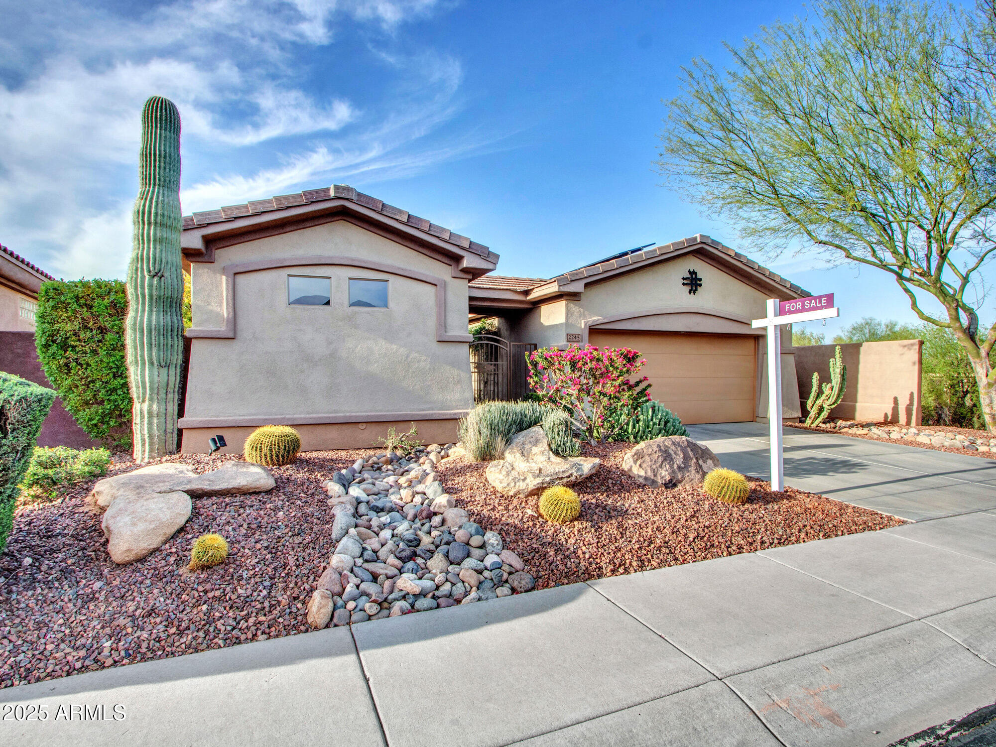 2245 W Muirfield Drive Property Photo