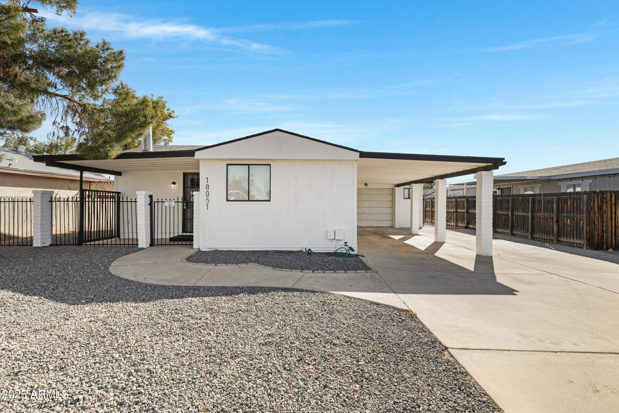 85022 Real Estate Listings Main Image