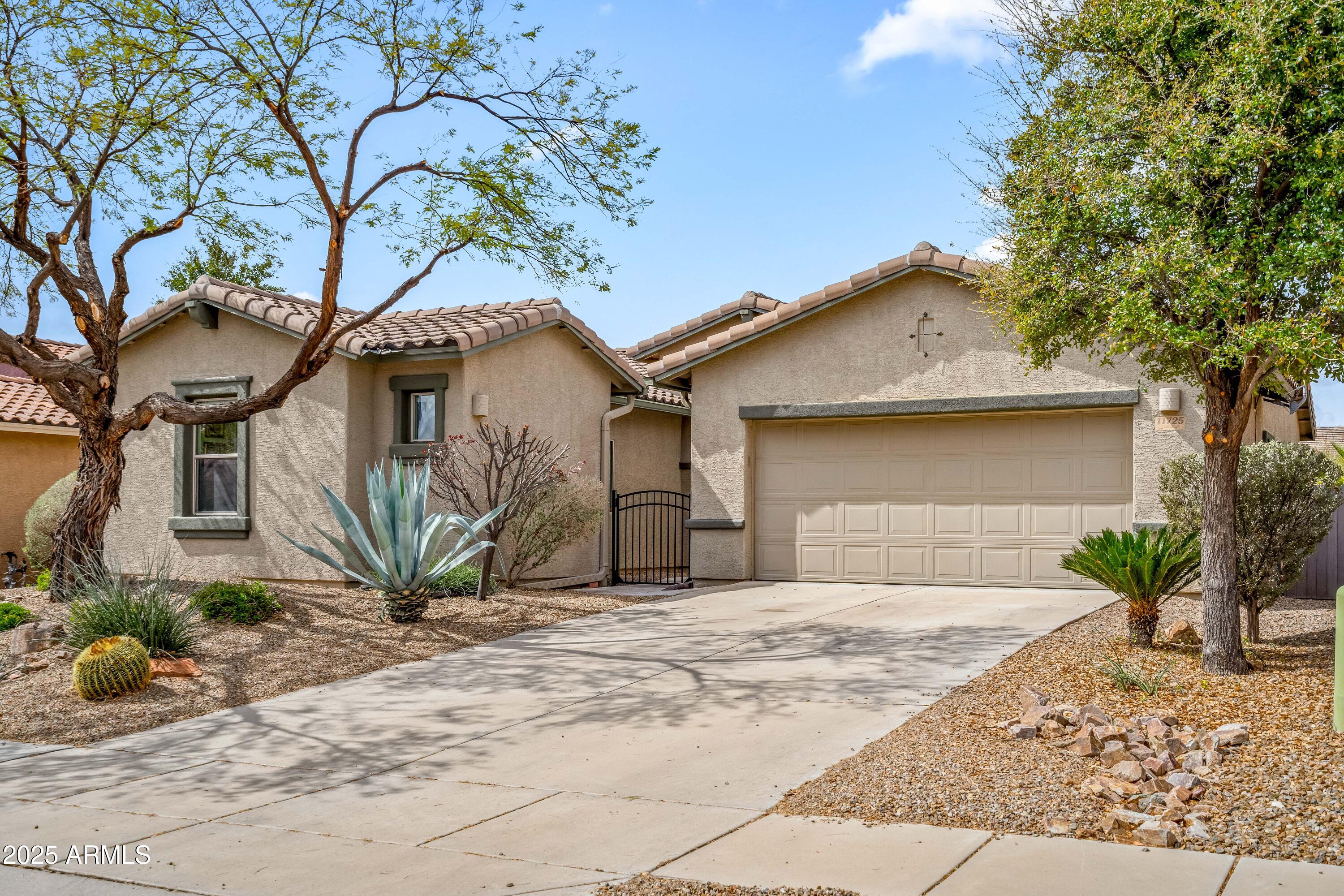 11725 N Sage Brook Road Property Photo 1