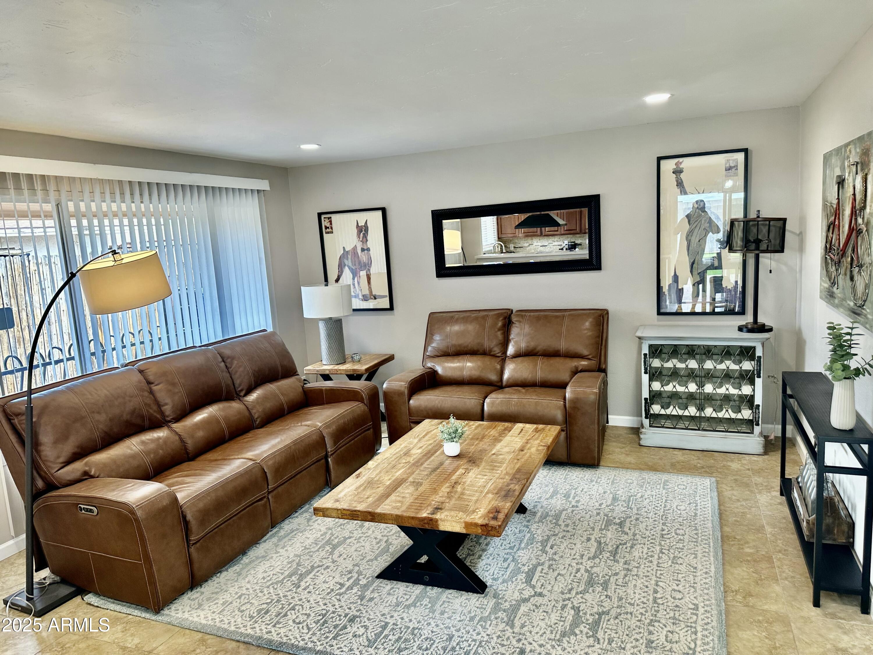 18002 N 41st Street Property Photo 4