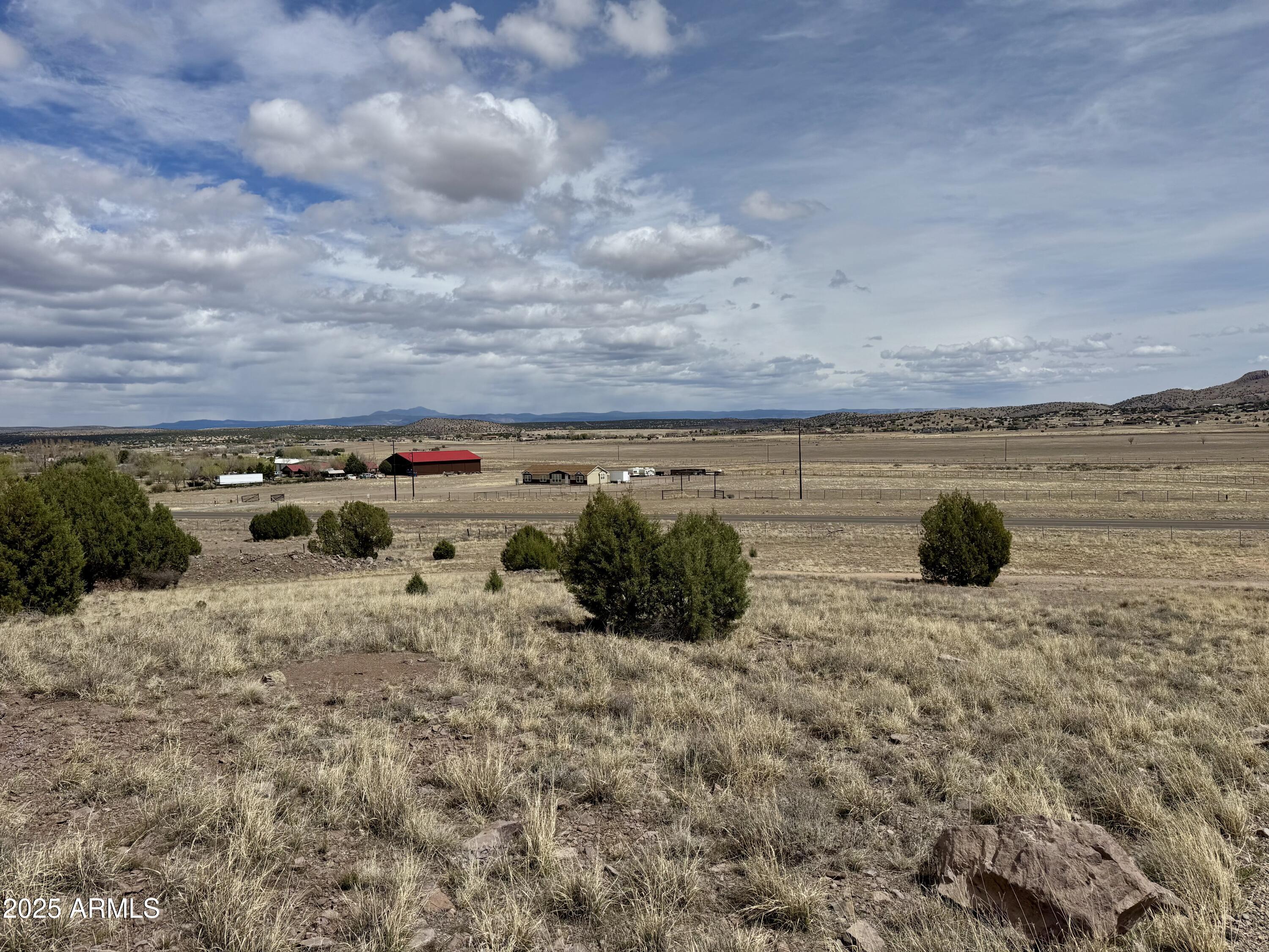 6270 N State Route 89 Property Photo
