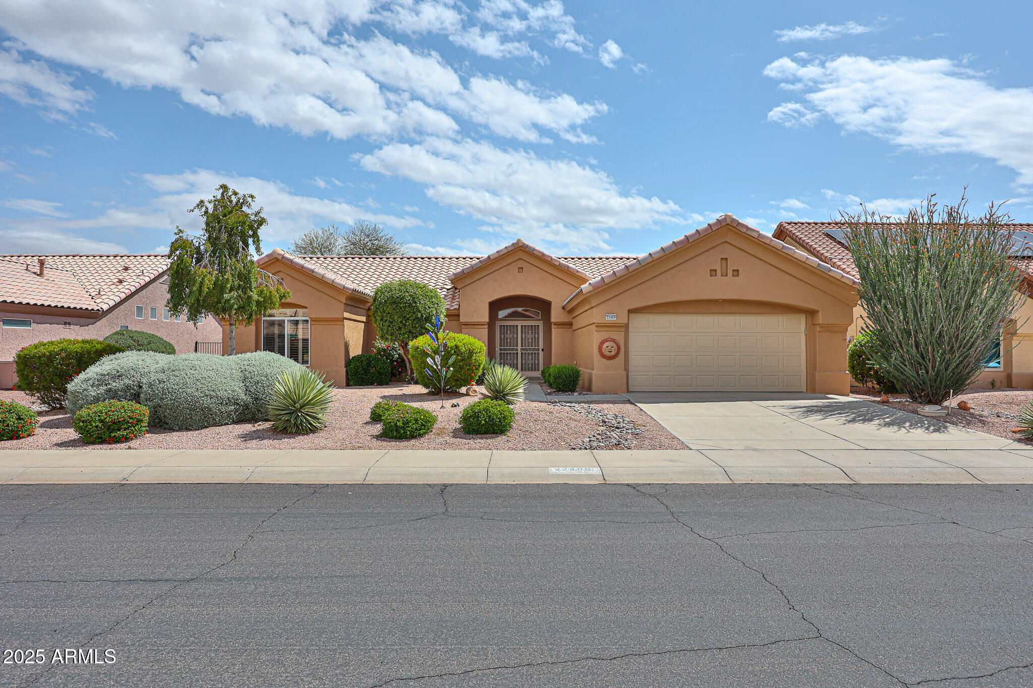 22409 N Cheyenne Drive Property Photo 1