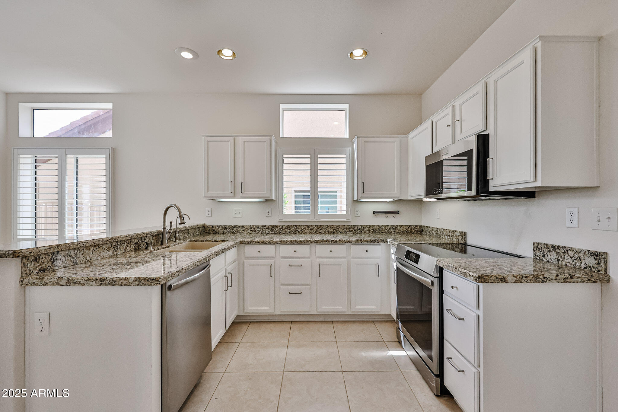 22409 N Cheyenne Drive Property Photo 12