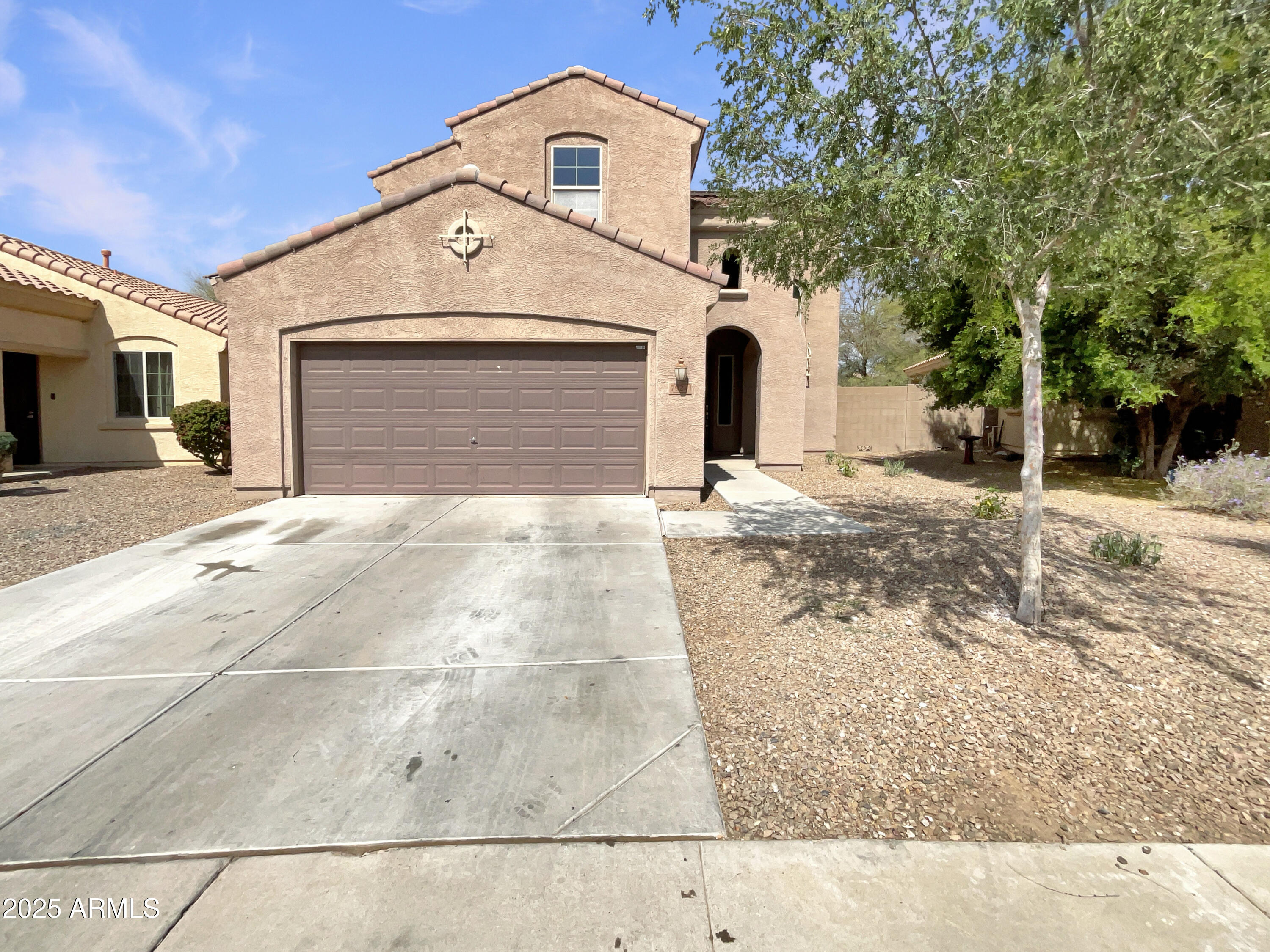 7924 S 70th Lane Property Photo 1