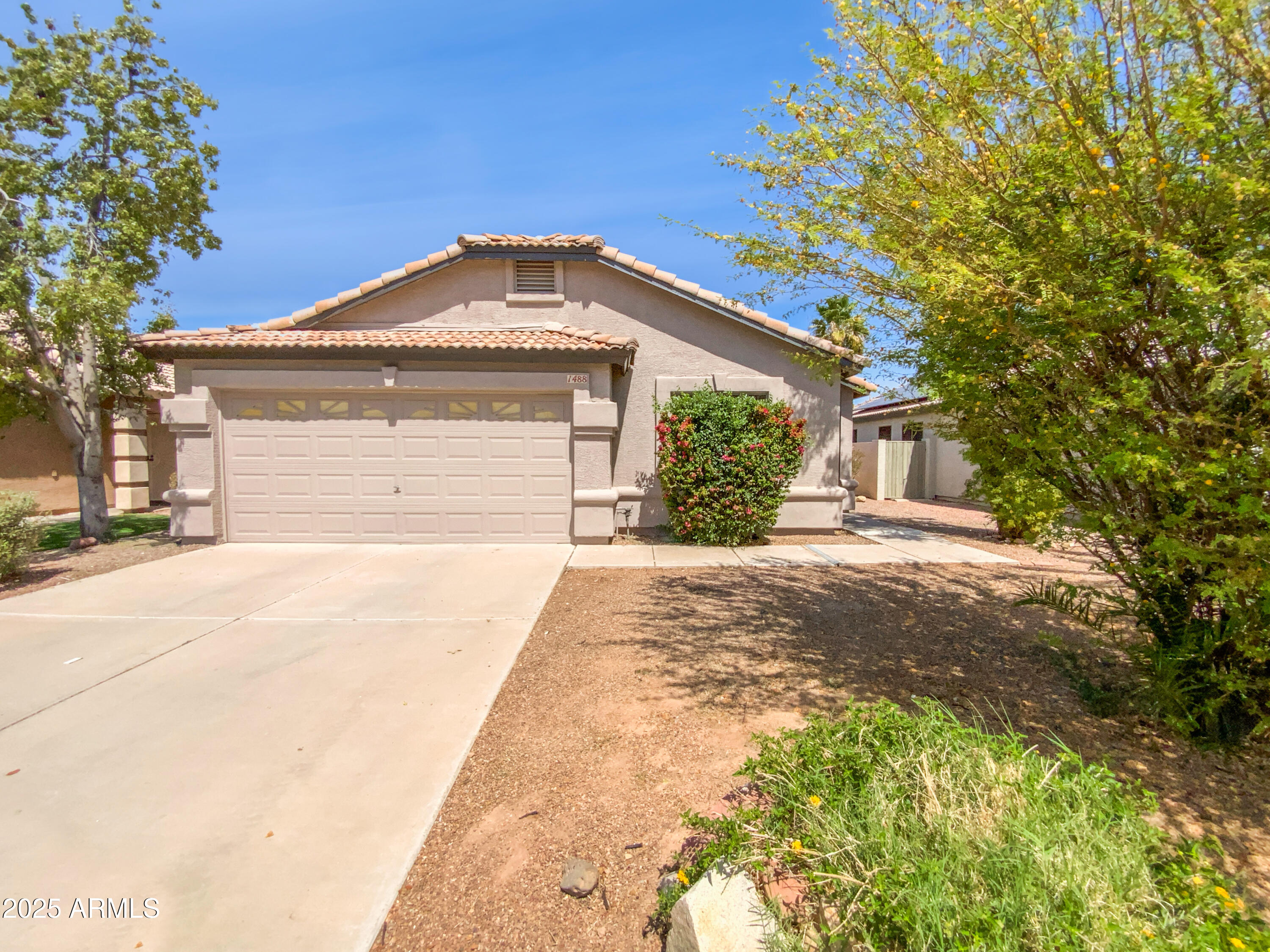 1488 W Page Avenue Property Photo 1