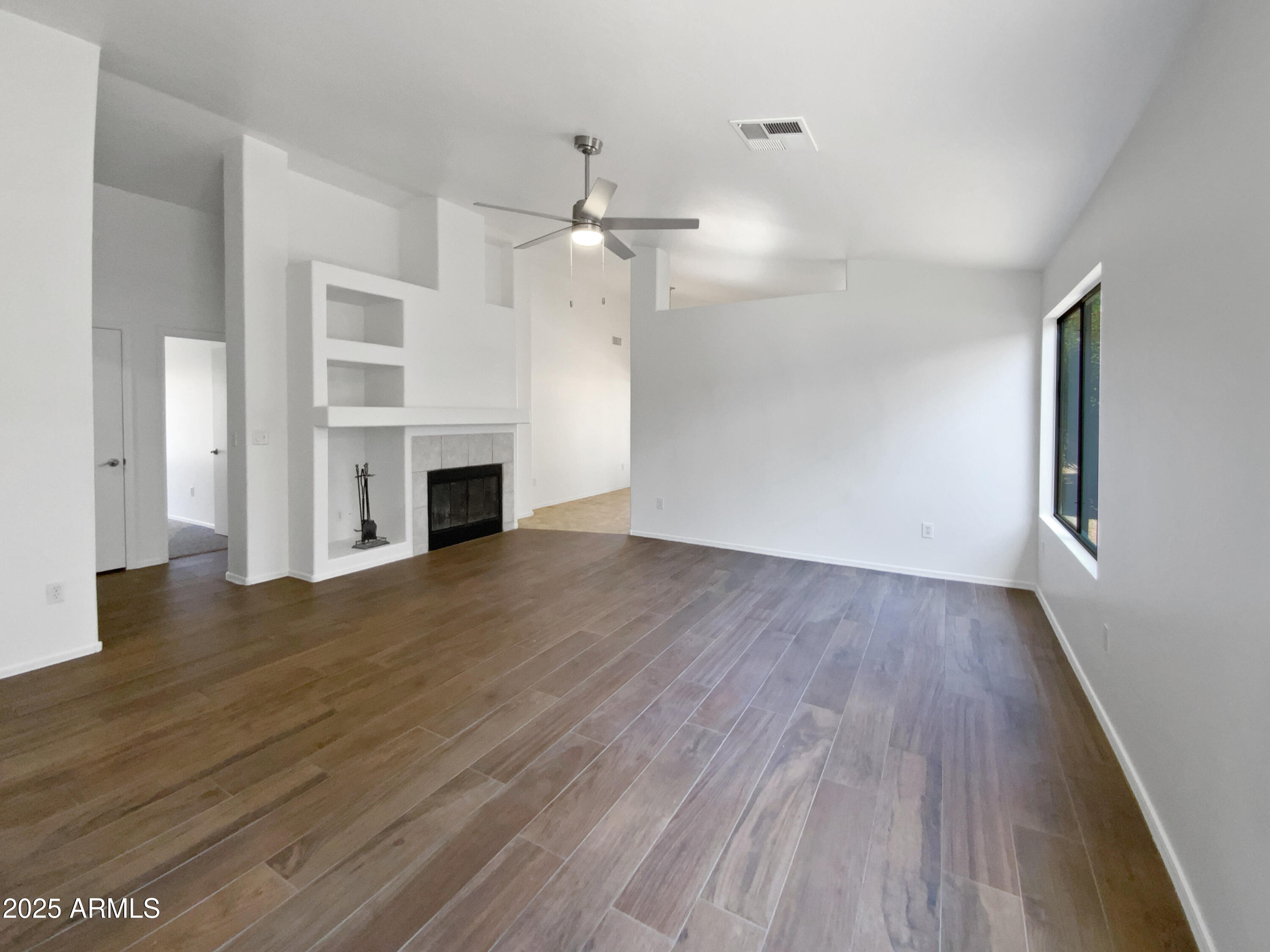 1488 W Page Avenue Property Photo 3