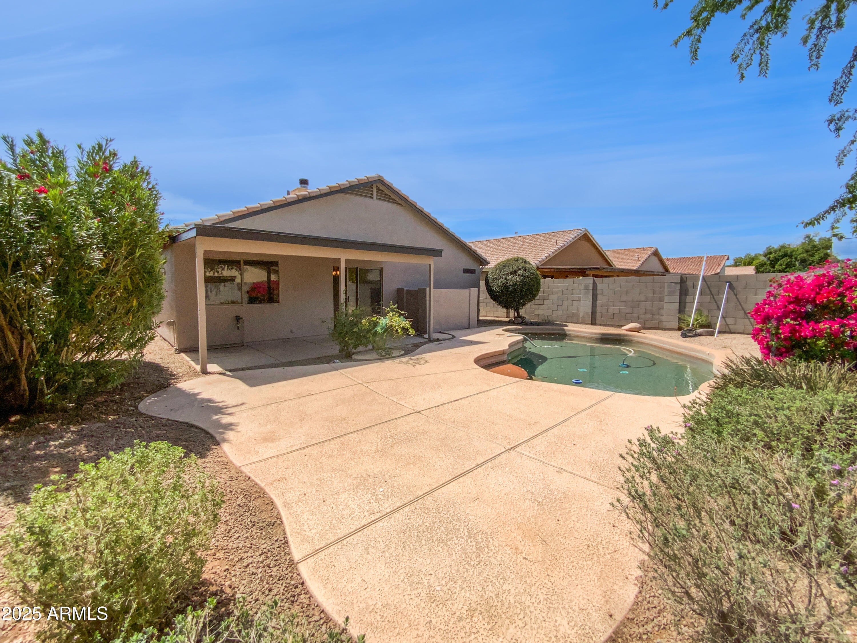 1488 W Page Avenue Property Photo 8