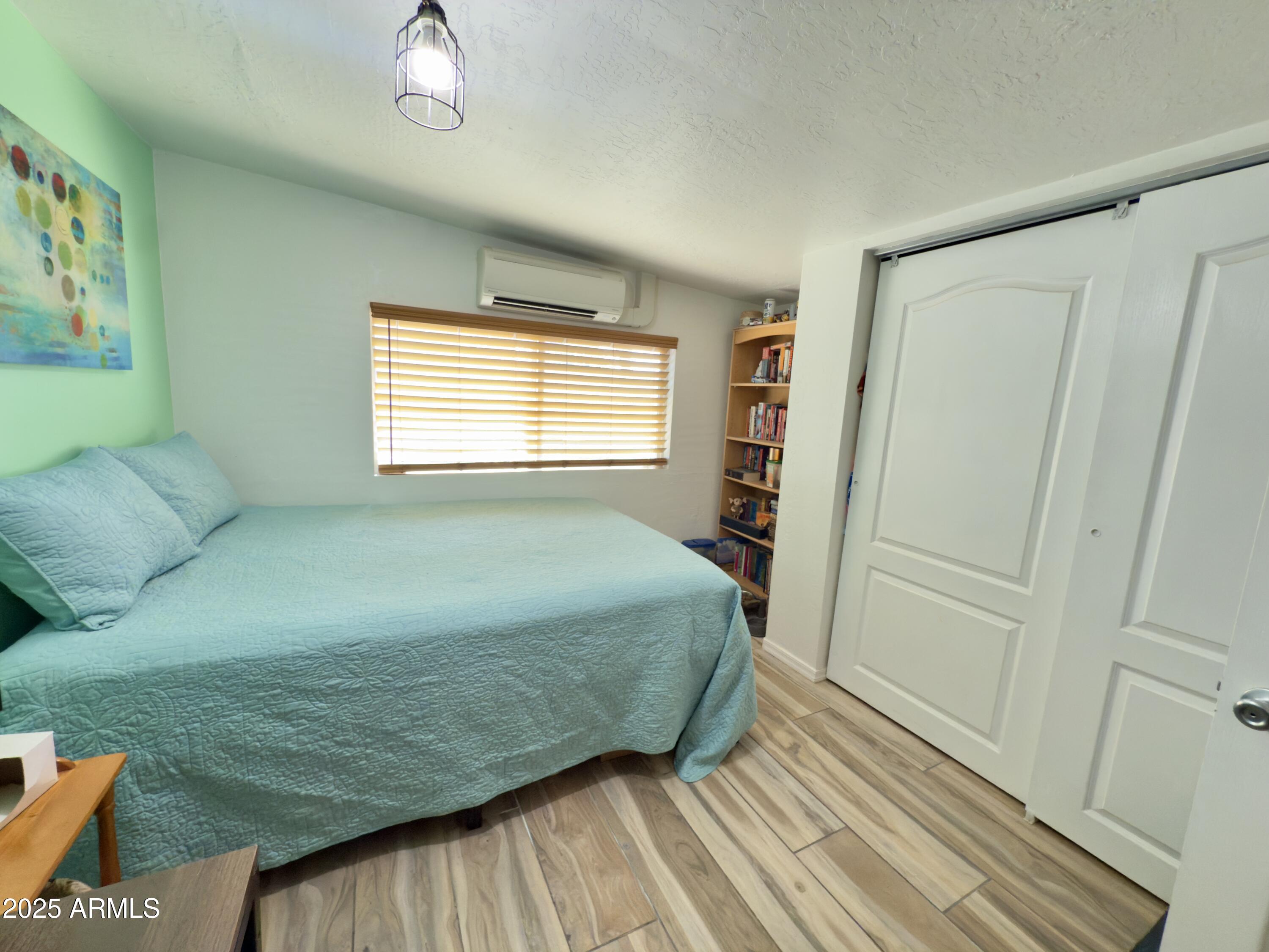 2329 E Juanita Avenue Property Photo 10