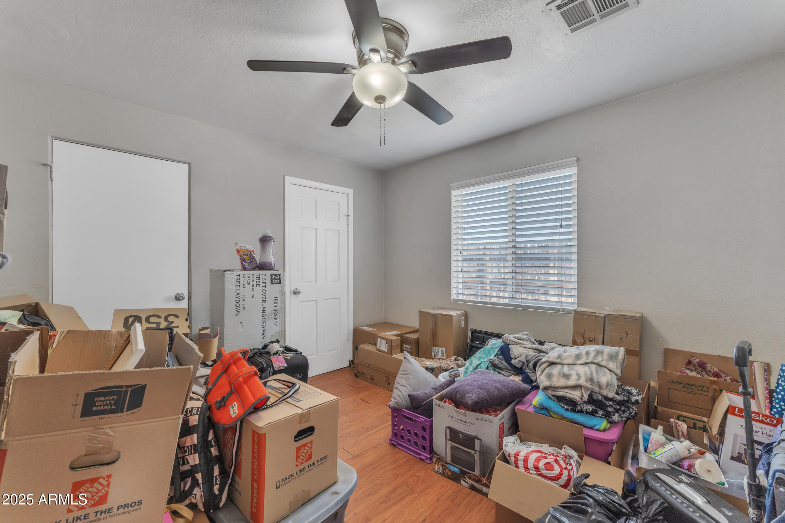 1024 E Mitchell Drive Property Photo 12