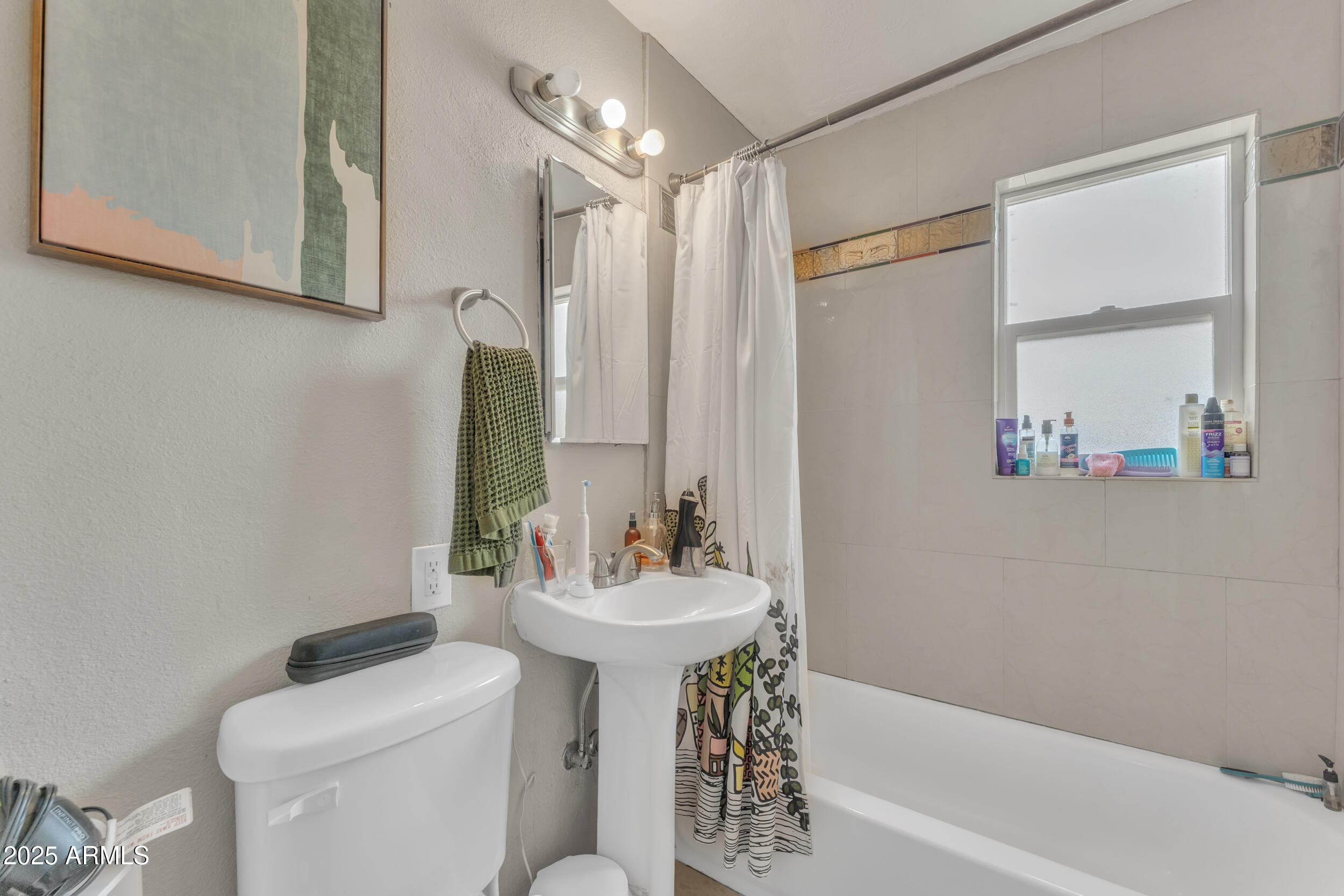 1024 E Mitchell Drive Property Photo 22