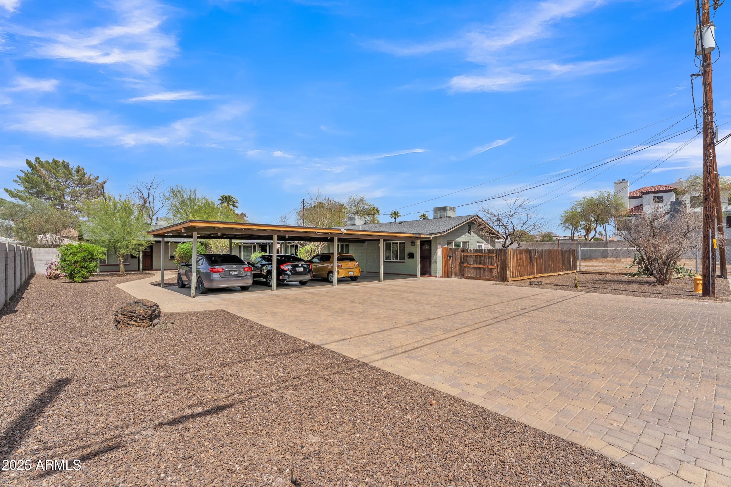 1024 E Mitchell Drive Property Photo 44