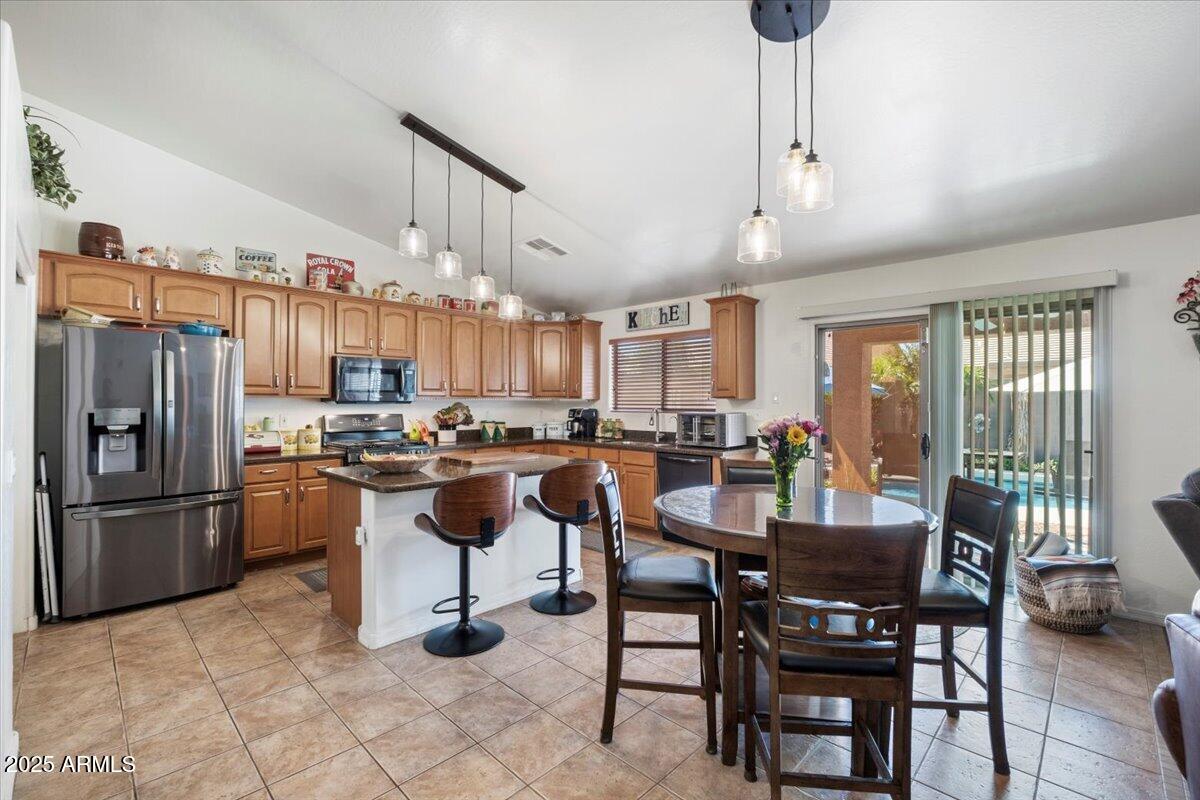 43261 W Neely Drive Property Photo 11