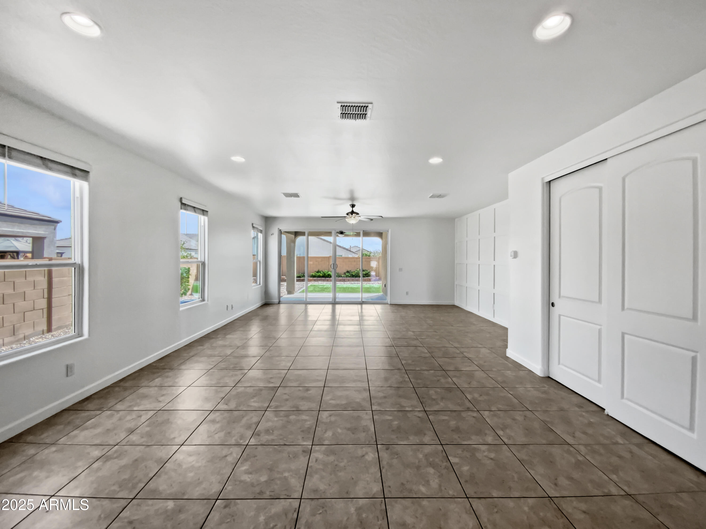 8481 W Rushmore Way Property Photo 3