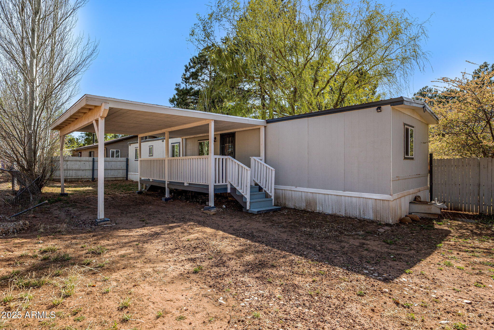 2075 Thousand Pines Drive Property Photo 1