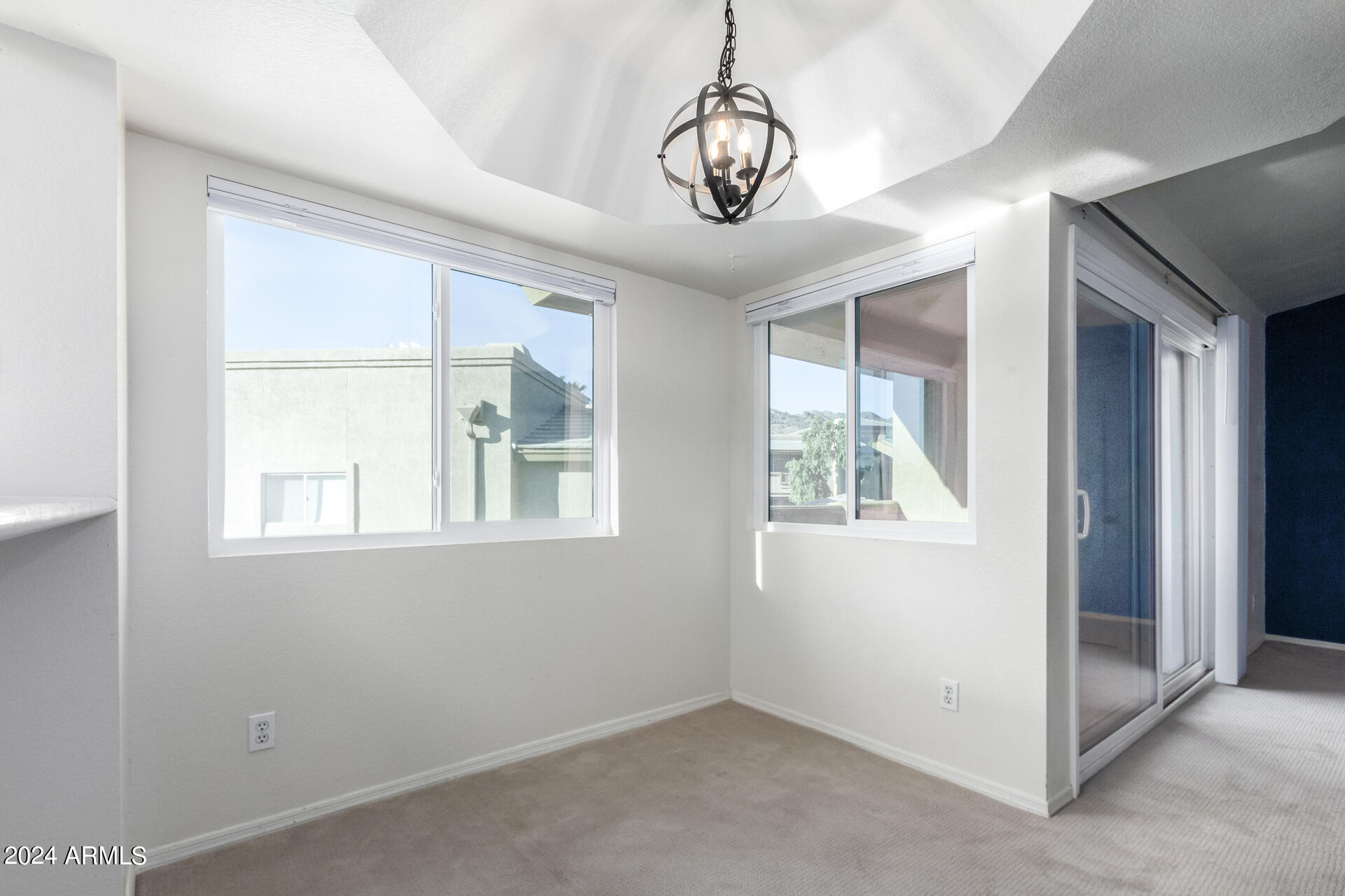 1880 E Morten Avenue Property Photo 8