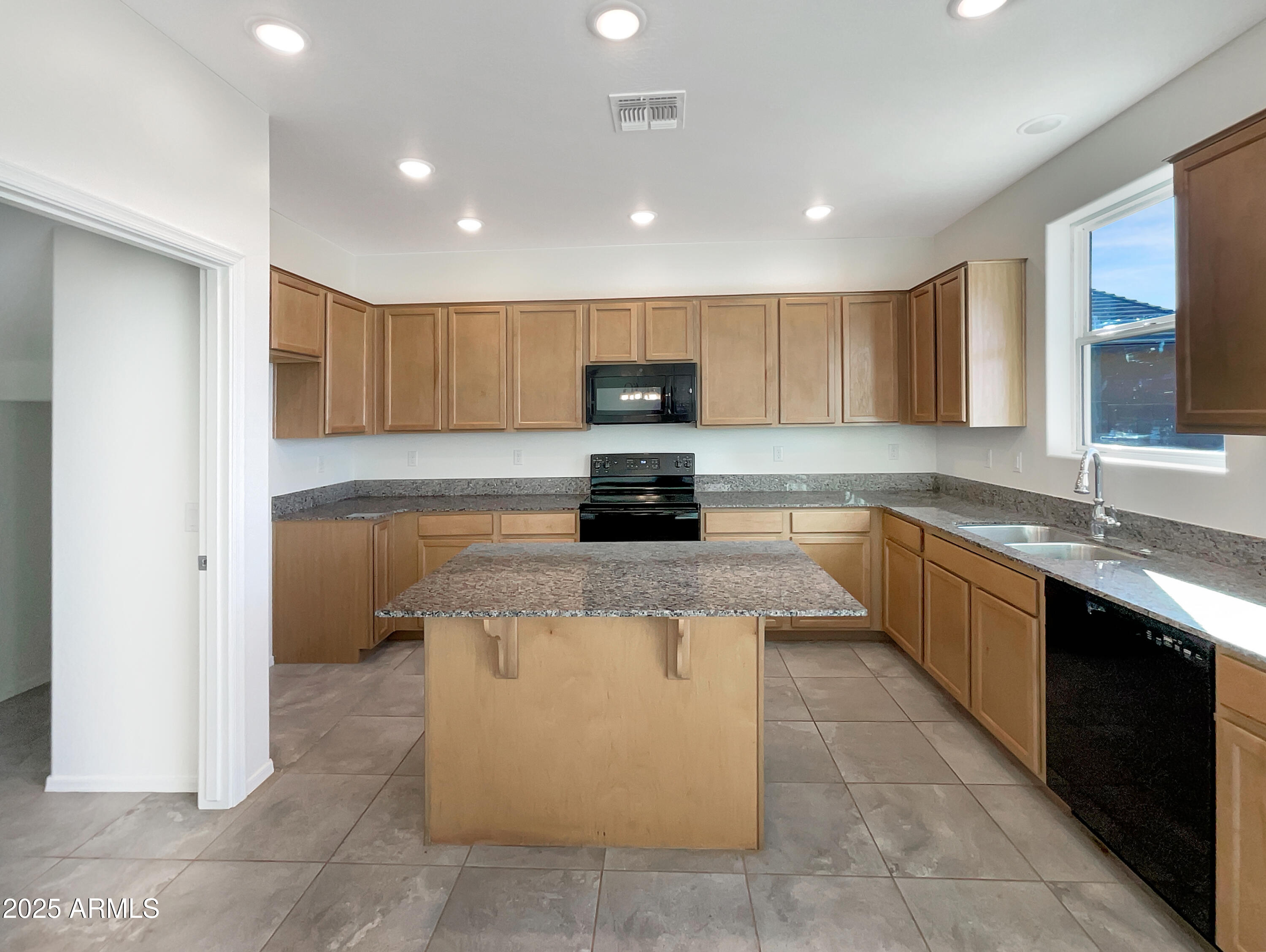 13481 W Buckskin Trail Property Photo 6