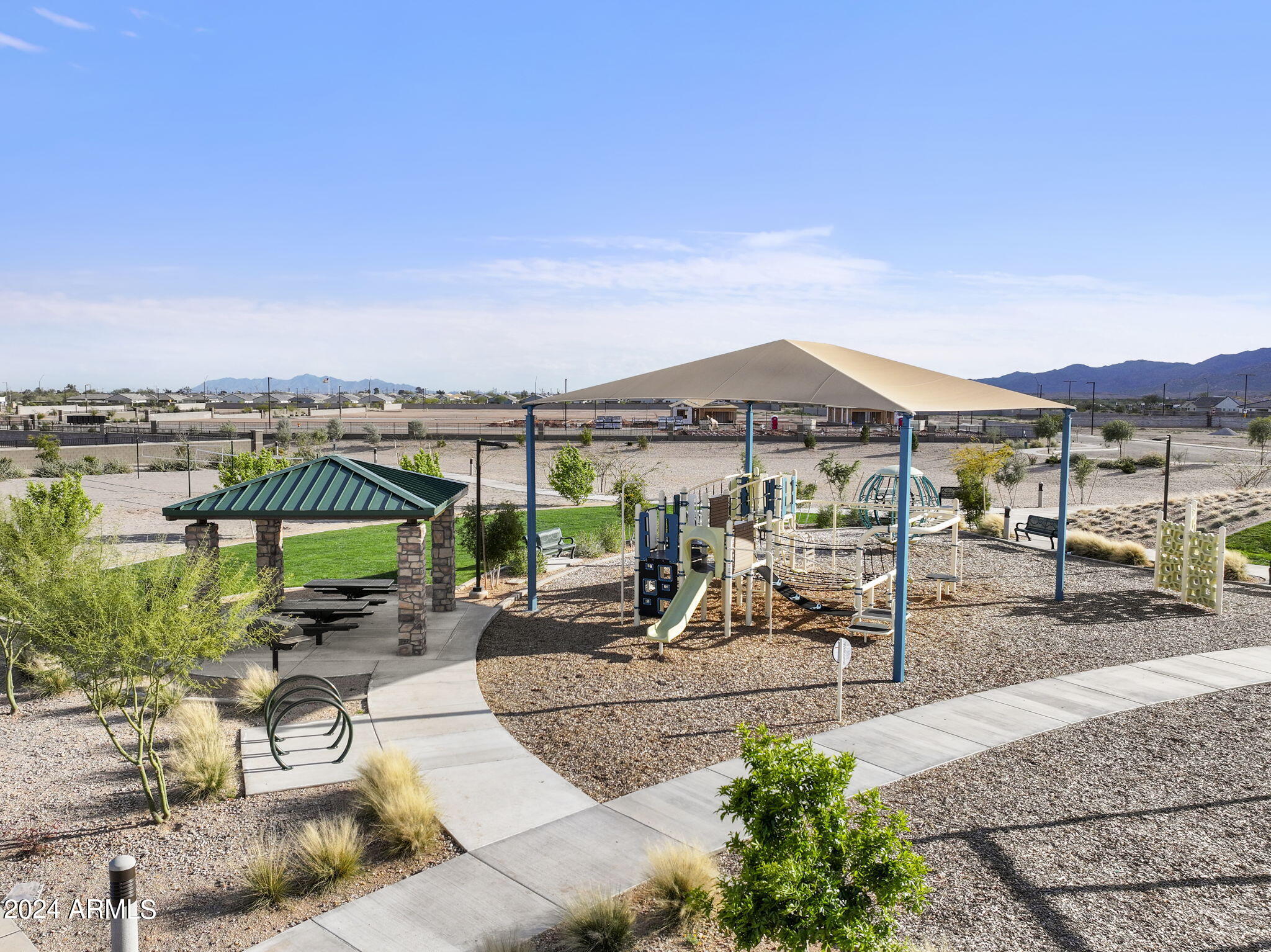 18353 W Gray Fox Trail Property Photo 43