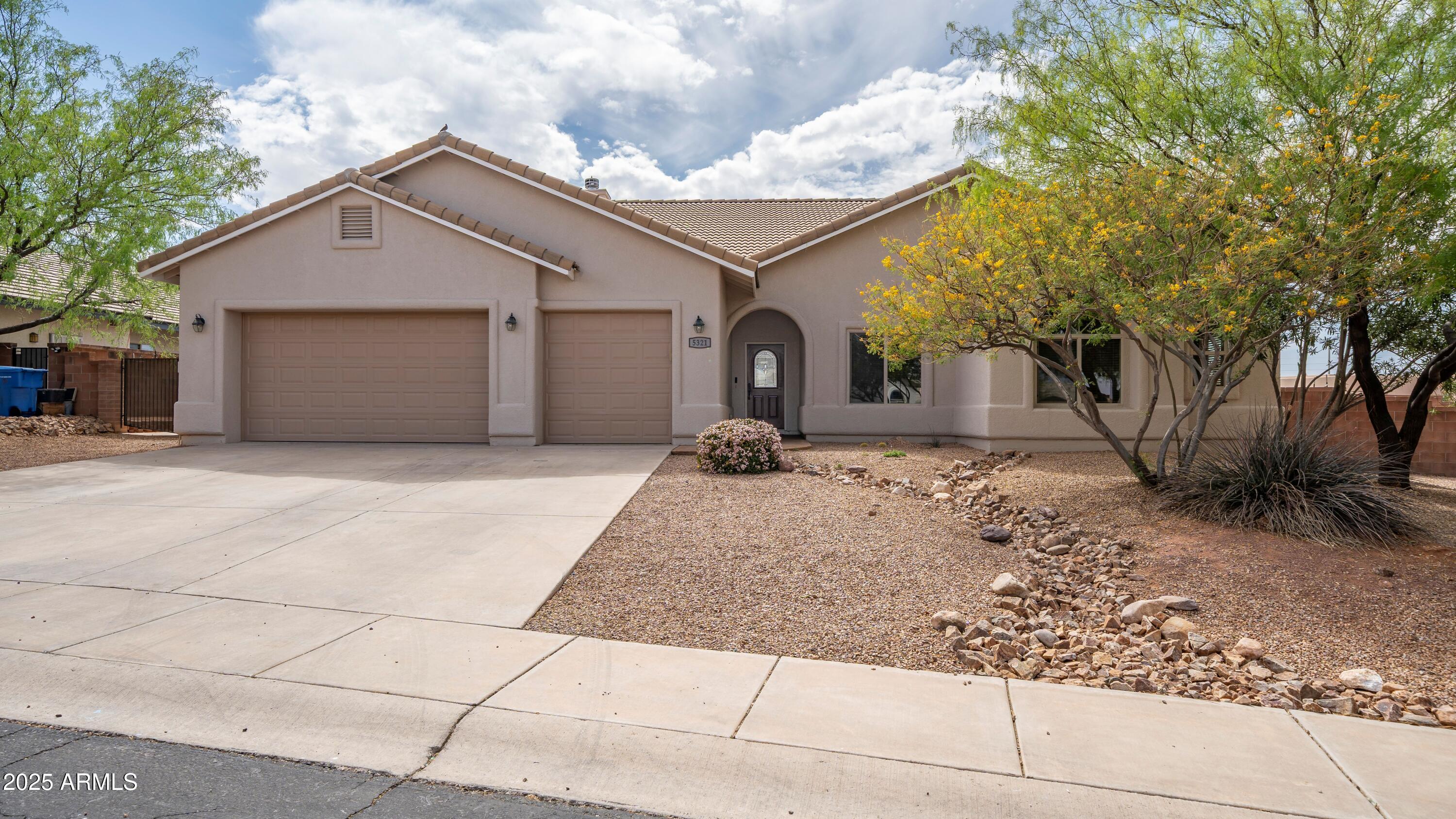 5321 Murray Hill Drive Property Photo 1