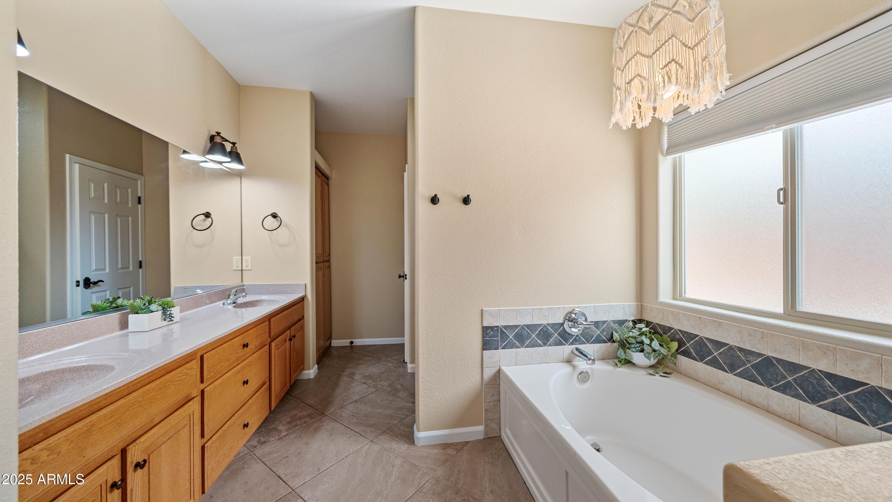 5321 Murray Hill Drive Property Photo 22
