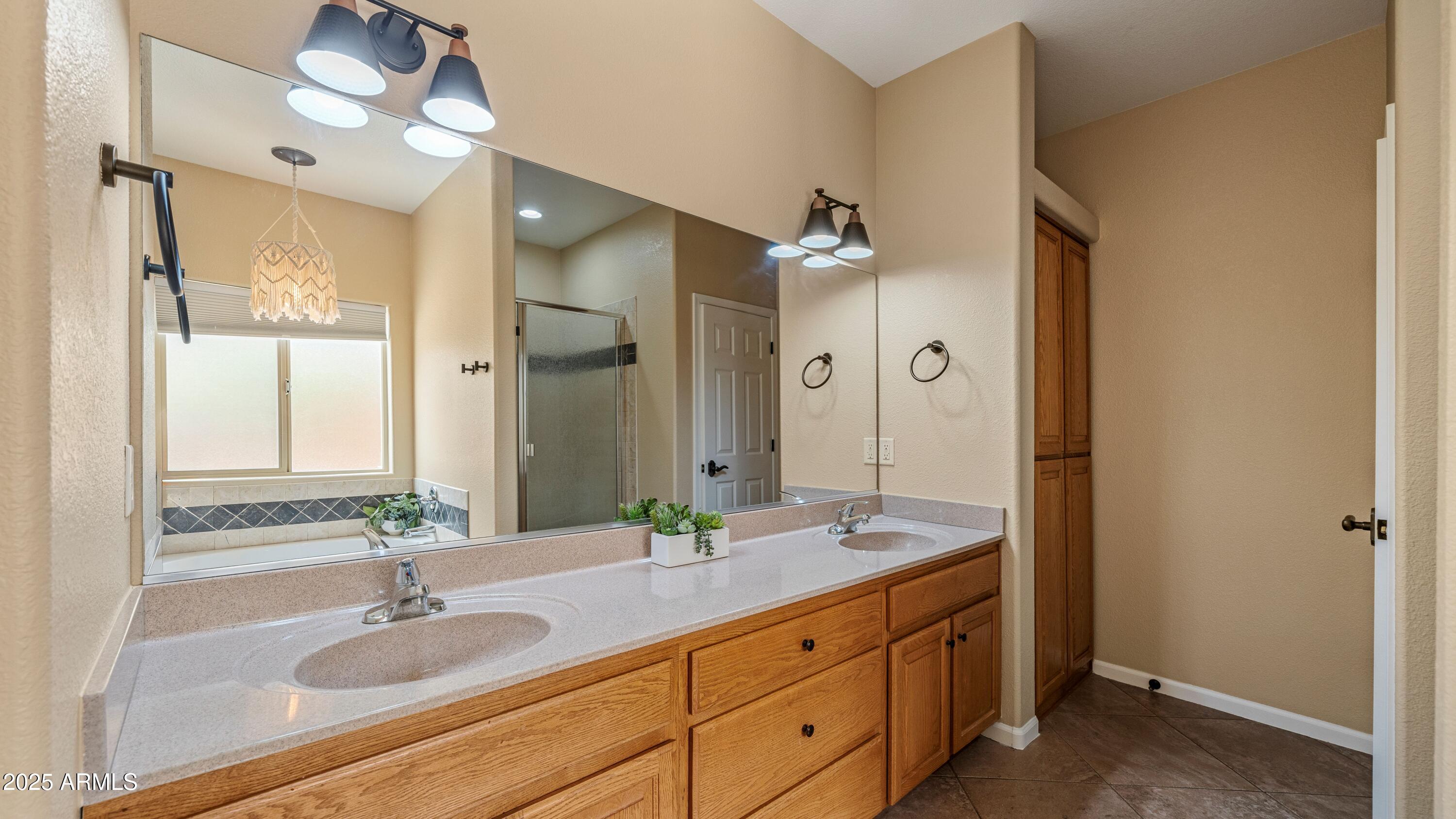 5321 Murray Hill Drive Property Photo 23