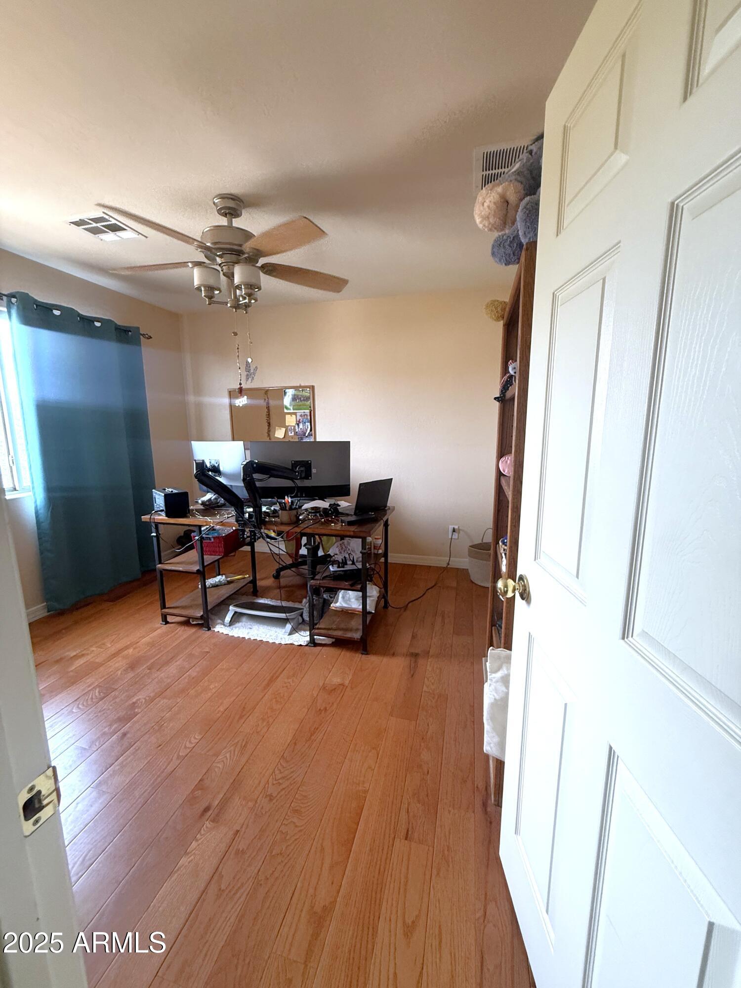 15515 N 174th Avenue Property Photo 26