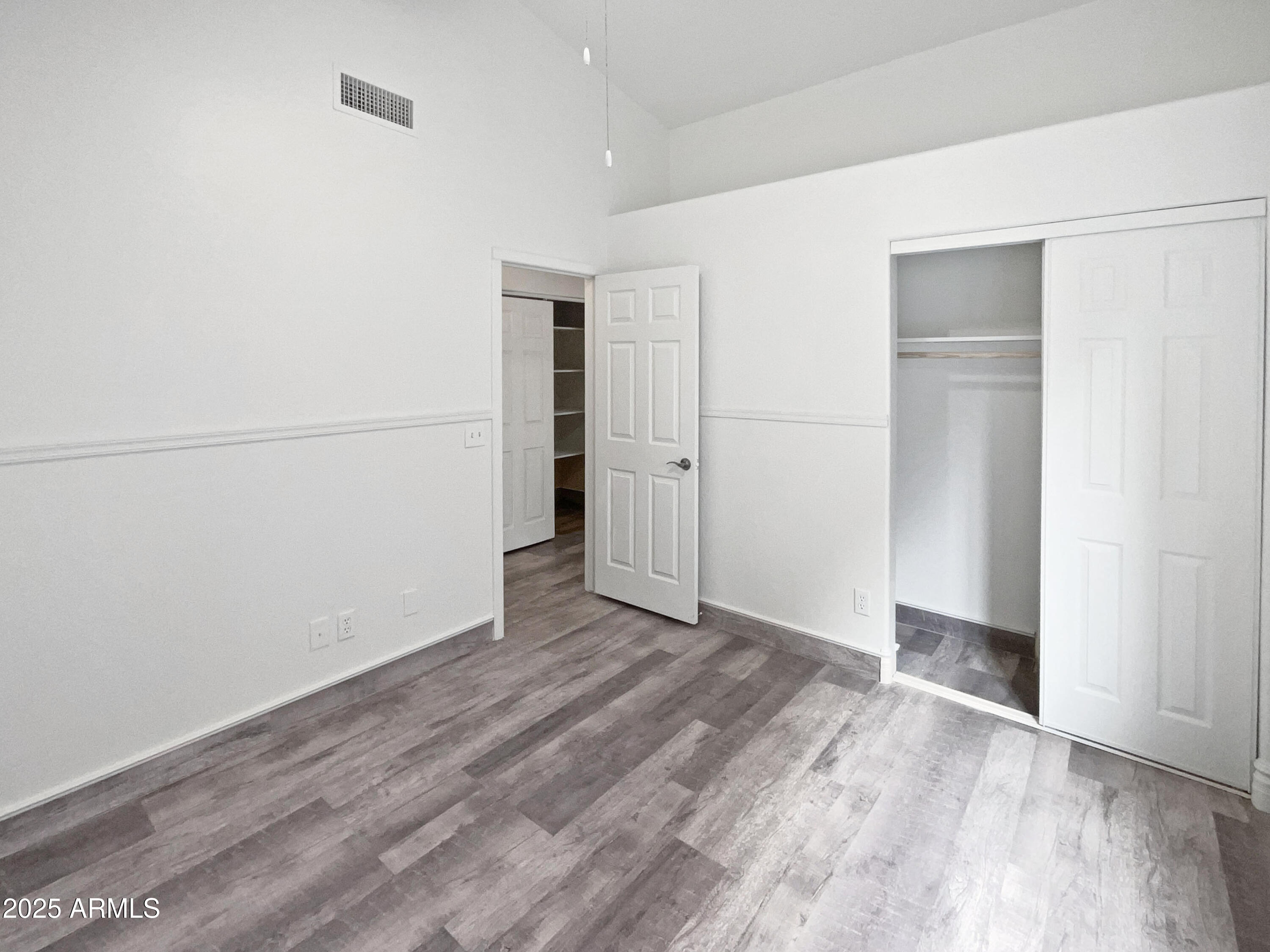 1901 E Marquette Drive Property Photo 23