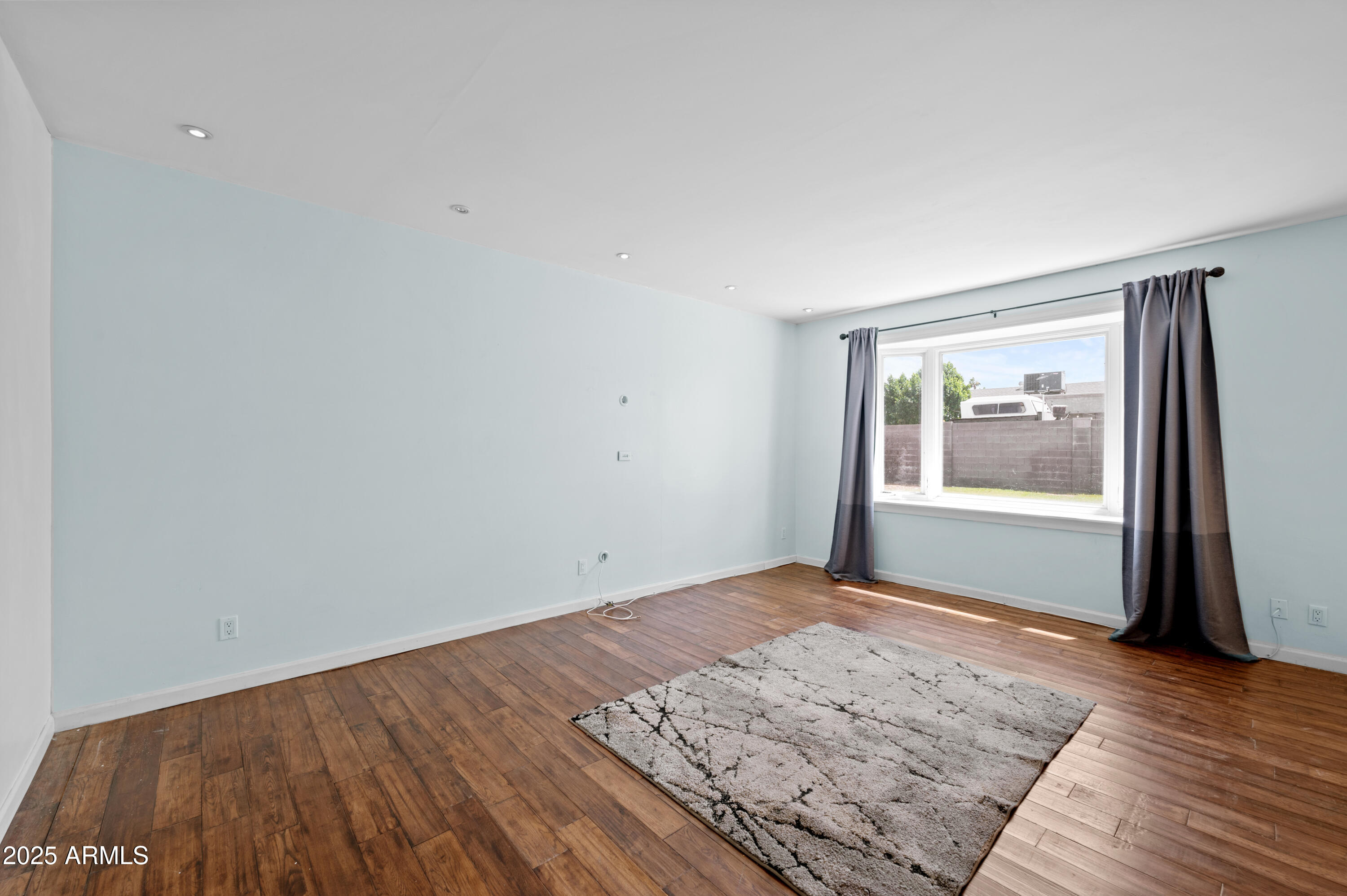 2707 W Onza Circle Property Photo 3