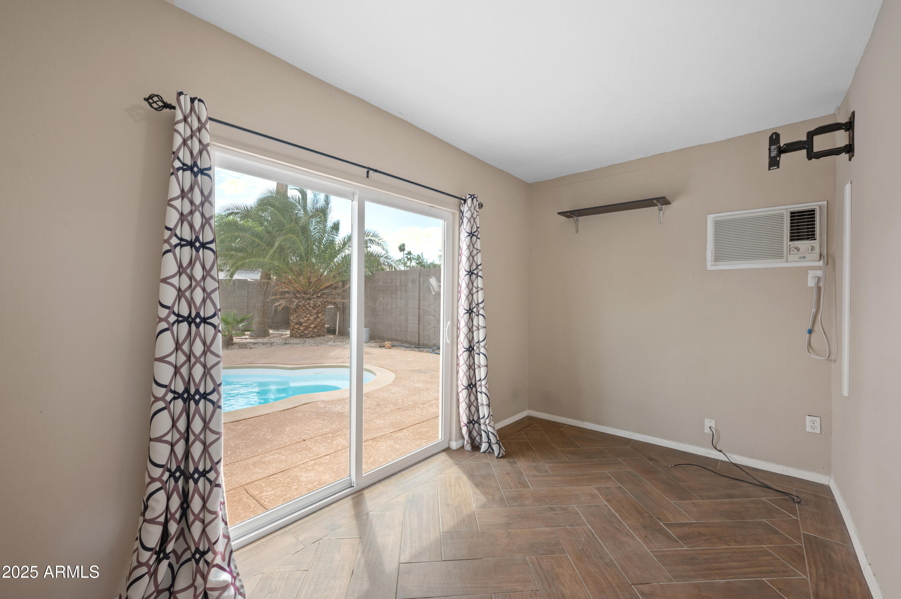 2707 W Onza Circle Property Photo 18